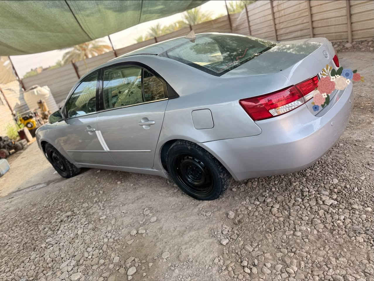 سلام عليكم
سوناتا 10  ادوات كص جنطه متومه اربيل 

كامله كير مكينه حداديه تبريد كلشي كامل 

المكان كربلاء طويريج

السعر 30 

الاتصال ***********
