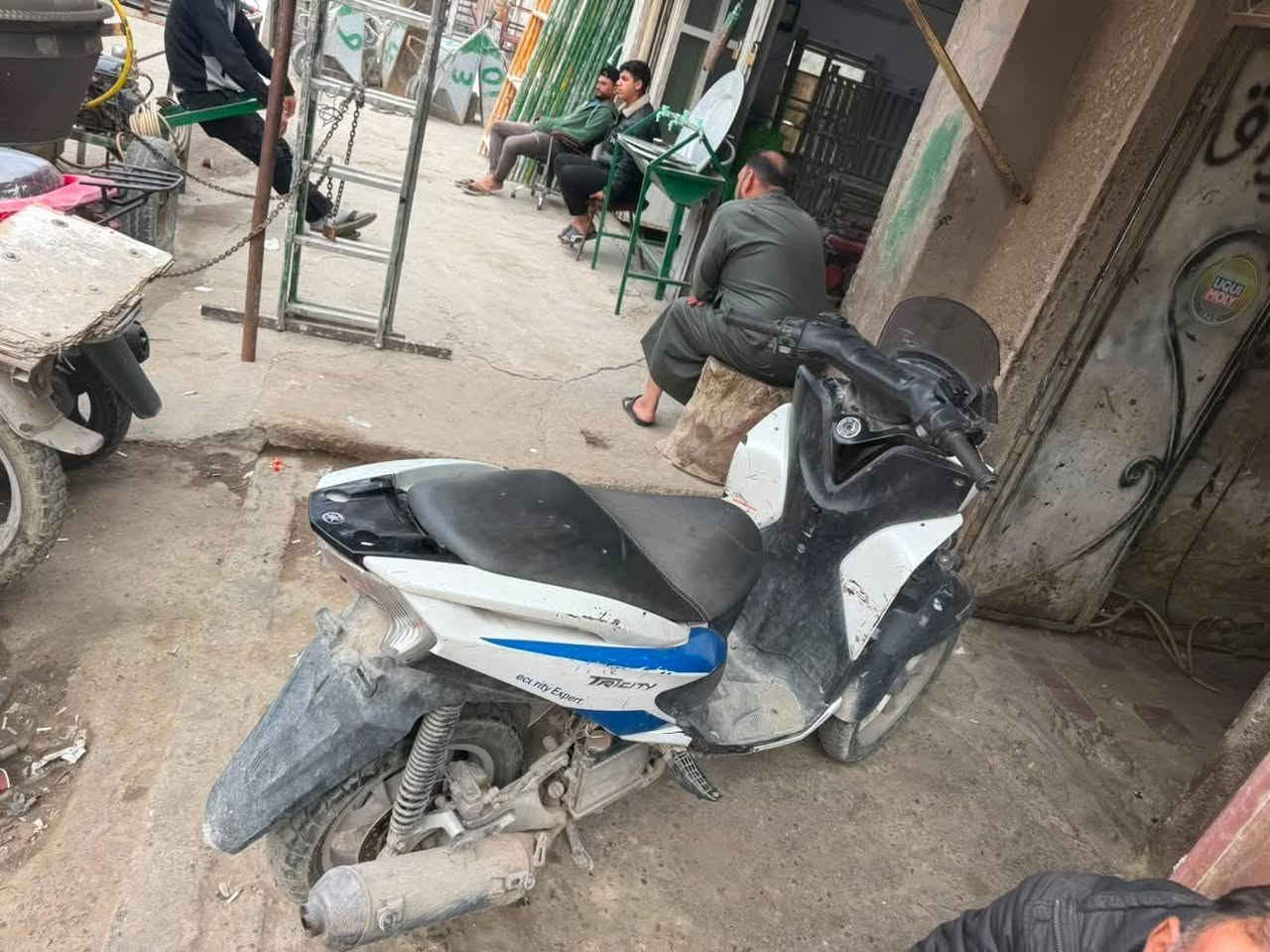 تراي ستي ياماها محرك 125cc
السعر 525 
نقصها دبل خلفي تبديل و كفرات اماميه

دراجه خير من الله
الشلعه والمعدل
ومحرك اخرس
كهربائيات شغاله

***********
واتساب
