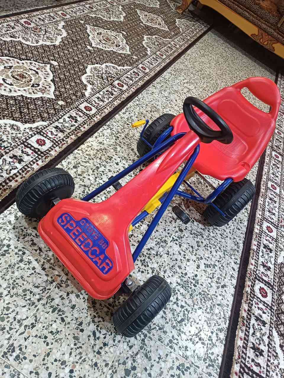 السلام عليكم
سيارة جديدة للبيع مستعملة قليل جدا  السعر 45
***********
