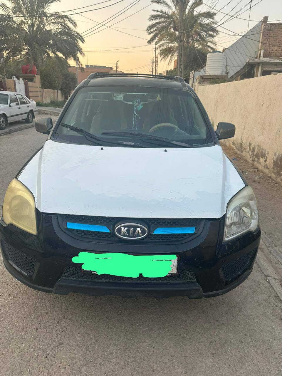 كيا سبورتج
كيا سبورتج 2009
رقم بغداد دولي
وارد أمريكي . محرك 2000
ضرر قطعتين
السعر 88 وبيها مجال 
بعقوبة / تقاطع القدس
للتواصل 
***********
