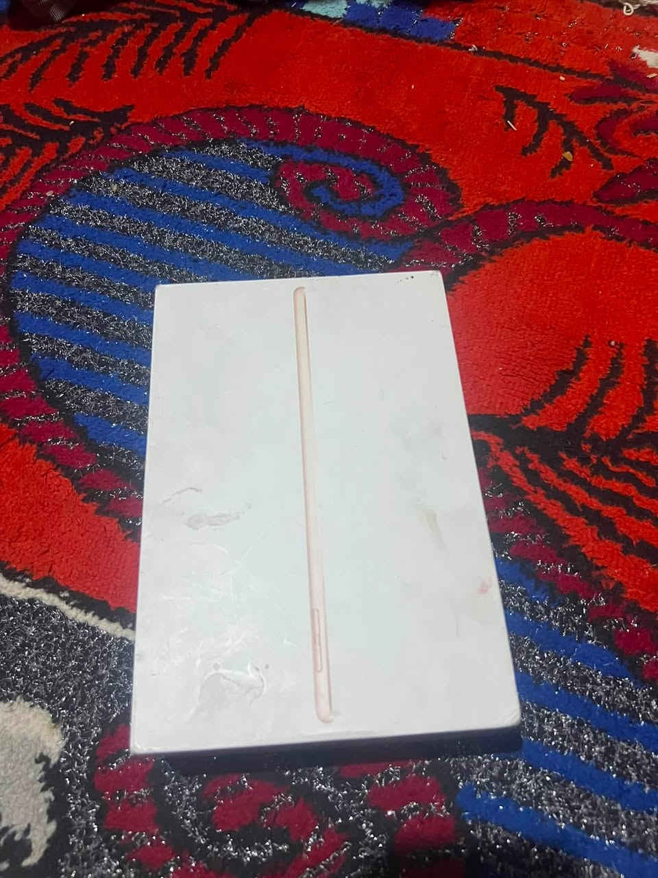 ايباد ميني ٥ قافل ايكلود ينفتح ب ٢٥ الف كلشي ممبدل بيه مكفول بطاريه ٩٠. ذاكره ٦٤. سعر ٧٥ الف
