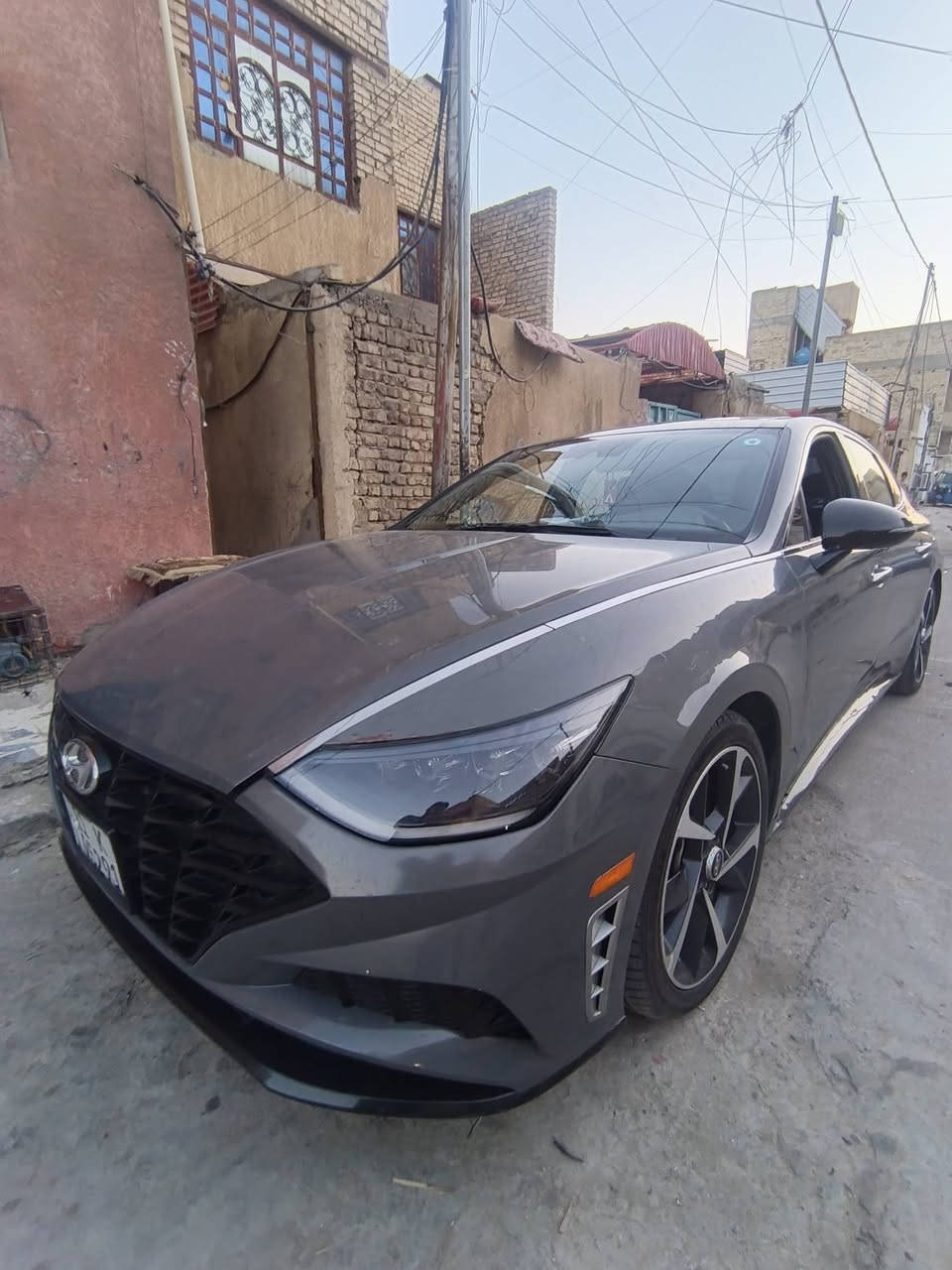 سوناتا 2023
رقم بغداد بسمي تحويل مباشر
محرك 1600تيربو  
ماشيه 60
بنراما
تبريد قطعتين 
شاشة تبريد
تشغيل عن بعد
بصمه مخفيه يده الباب النيكل
شاشه ليزرية كيجات
شاشه كبيره
توقيف ذاتي
سياقة ذاتيه
رادار أمامي وخلفي وجوانب 
تدفئة كشنات
كشن السائق كهربائي
جنطه ذكيه عند الاقتراب تفتح
اشاير مري
ترحيب عند الاقتراب
شحن واير ليس
بعد بيه مواصفات
السياره أحلى من الصور
***********

( ملاحضه السياره حالين كاسره بستم ابيع واقع حال اخوان  السعر 138 مجال بسيط)
