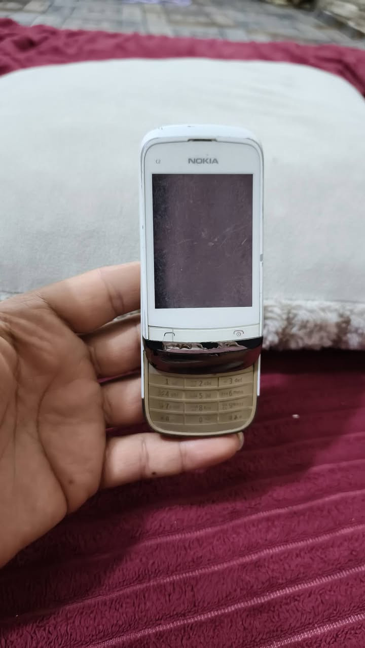 مبايلات نوكيا البيع ابيع فحم 25 ويه توصيل 
***********
