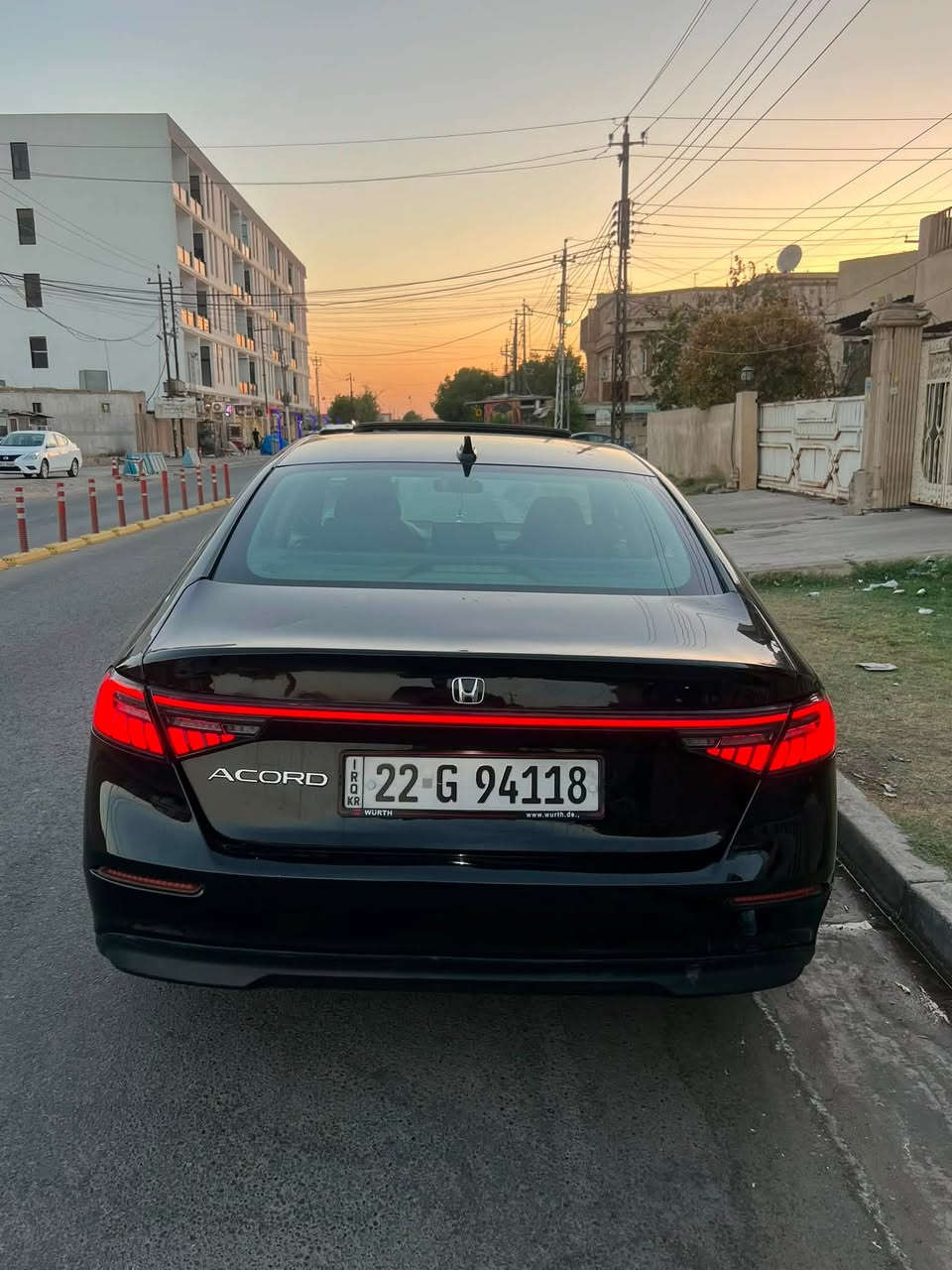 السلام عليكم ورحمة الله وبركاته
هوندا اكورد 2023
1500 تيربو بانزين
ماشية 34 
فتحه 
تشغيل عن بعد
سبورت 
رادار 
كشن كهرباء تدفئه
مخمل
حادثها جنطه فقط
واكو طخه بالباب بارد
سعرها 156 $
المكان بغداد سيدية
***********
