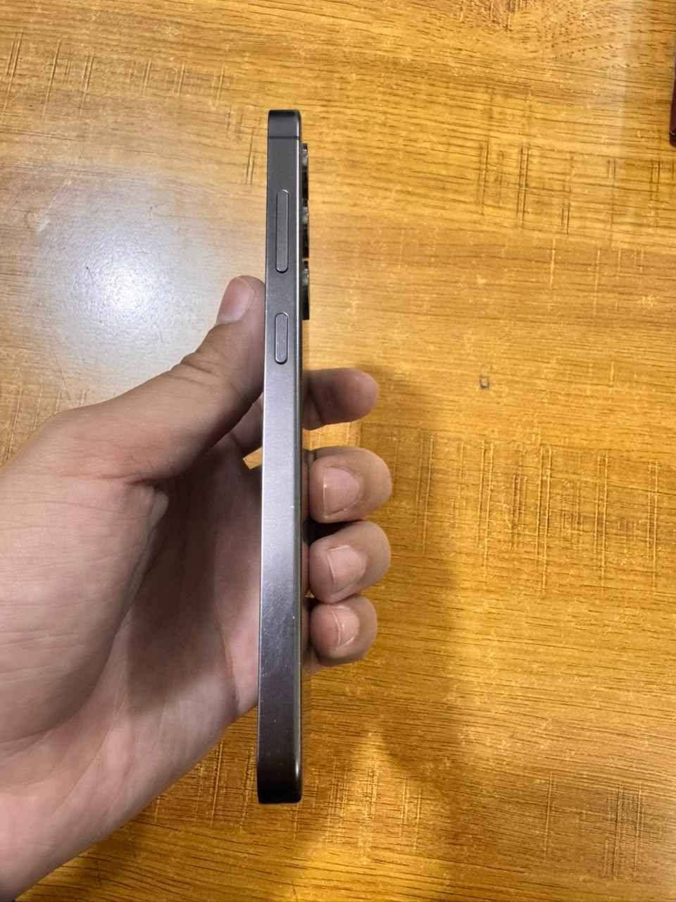 Samsung s24 العادي ذاكرة  128 لون اسود الجهازي امريكي مكفول للبيع السعر ٣٢٥ وبي مجال بسيط *********** النجف, العراق
