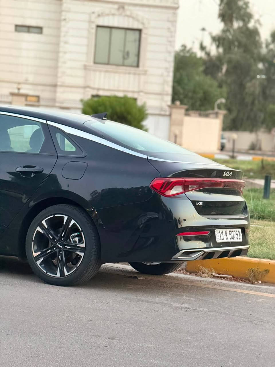 مراوس ب اوبامه
كيا K5 2024 Ex full 1/1

اعلى مواصفات بالكي فايف Ex شنو اللي ابالك بيها

 ماشيه 25 mi

بانوراما 

شاشه كبيره (كار بلي ..اندرويد اوتو)

داخل صاج فقط يجي بل ex

شحن لاسلكي 

هاند بريك بصمه 

اوتو هولد 

حساس امامي

حساس خلفي

كاميره امامي خلفي جانبي (4كاميرات) 360 درجه

كشنات جلد 

كشنات خزن ميموري

كشنات تدفئه تبريد 

رادار (امامي ... خلفي... جانبي)

قياده ذاتيه

درايف مود (4 وضعيات قيادة)

سماعات ماركة (bose) *صوت رهيب

صندوق ذكي 

دخول ذكي وعلامه ترحيب بلشاشات 

لايت 4 عدسات 

وبك لايت متصل 

مري قلاب مع الرجوع للخلف + مري شفط

وبعد هواي مواصفات 

***********
