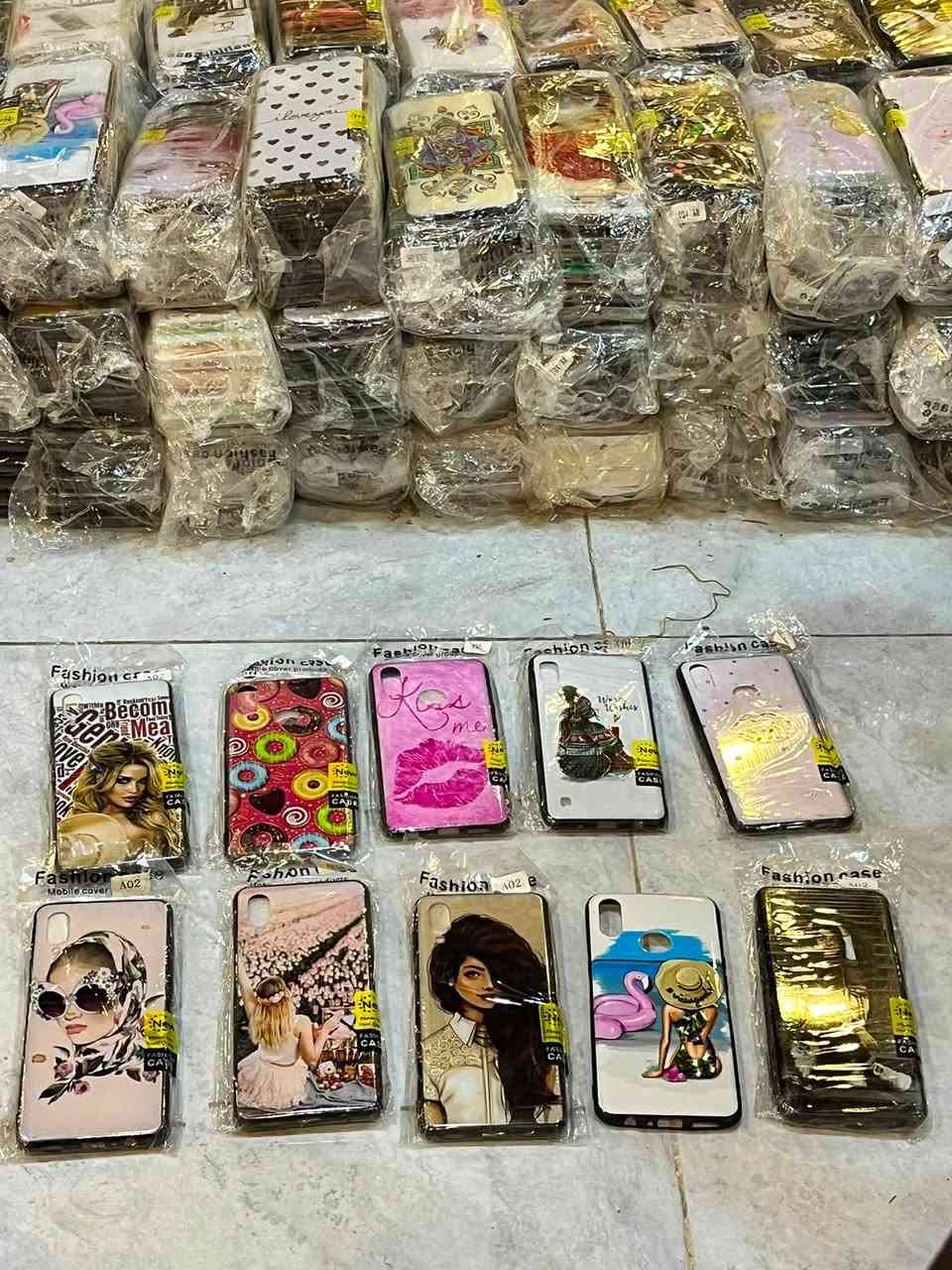 عرض خاص لاصحاب المحلات والبسطيات والجمله
2000 الفين كفر  اندرويد وايفون بسعر 160 الفً فقط القطعة تطلع عليك ب70 دينار  واشكال مرتبة وبكج  وتدلل علينا(جملة فقط) 
للاستفسار عالرقم  ***********
