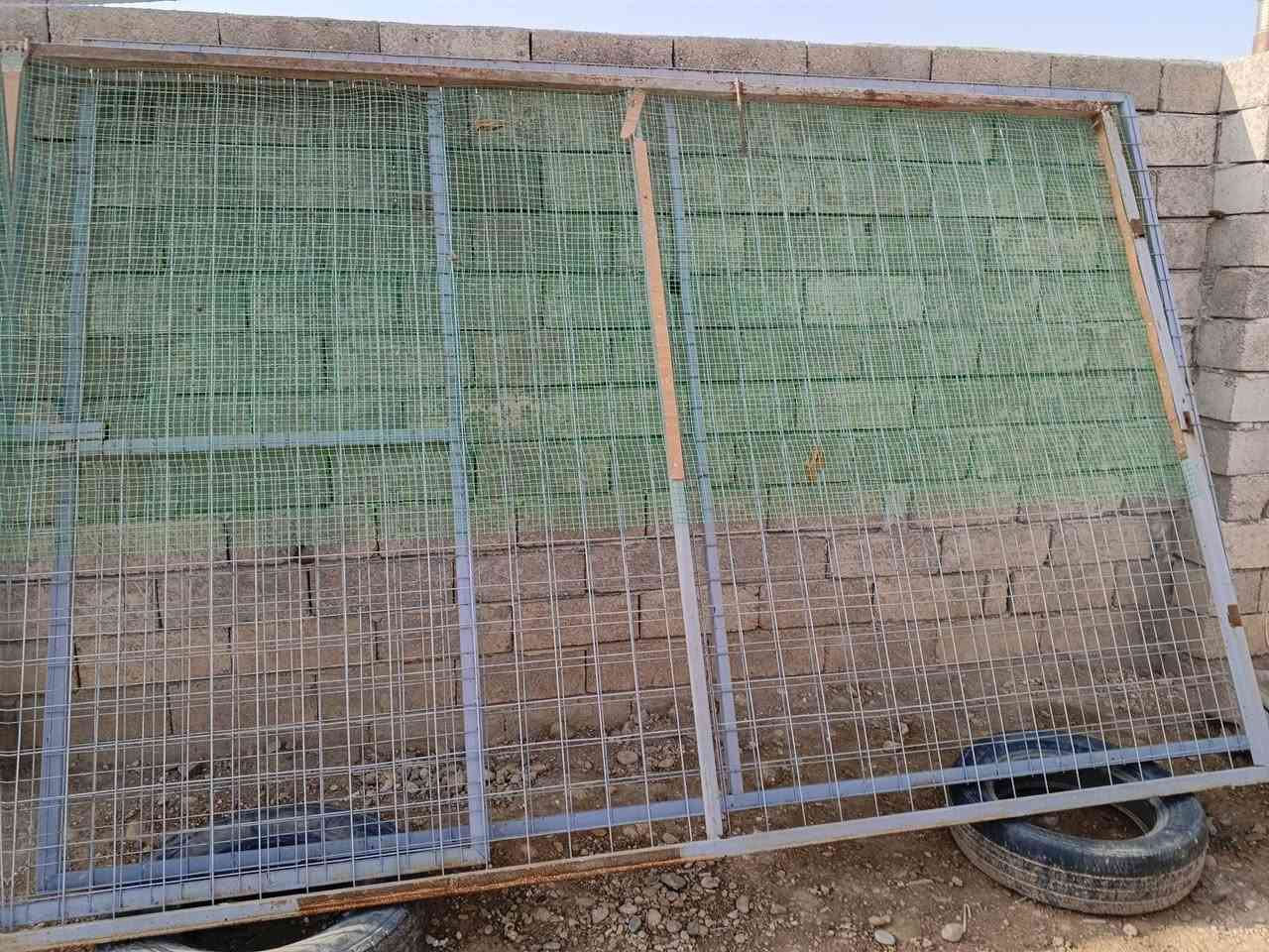 واجهة 7م • ارتفاع 2م • 3 قطع 1×2م