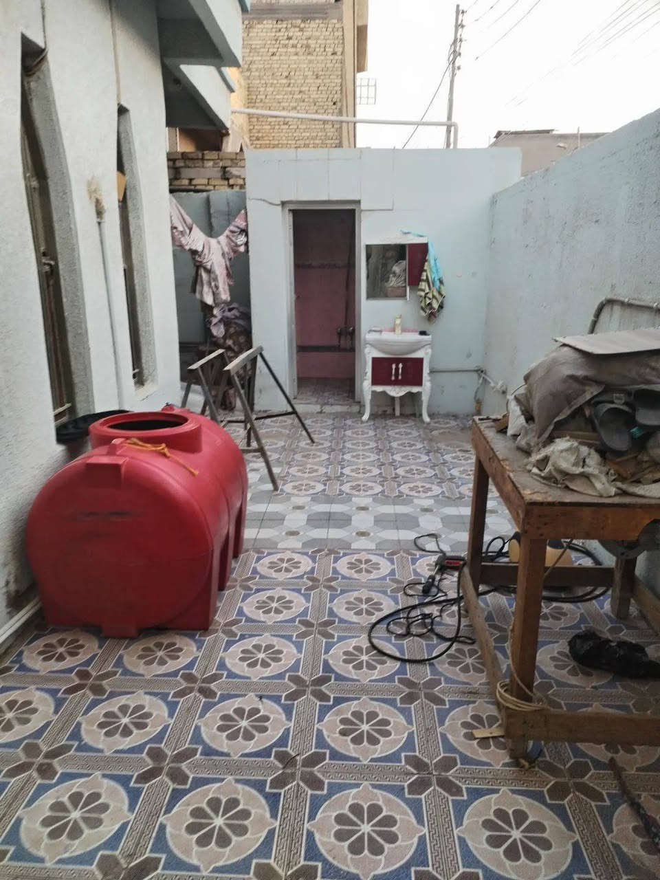 بالحيدريه • ٢٠٠م • خمس غرف