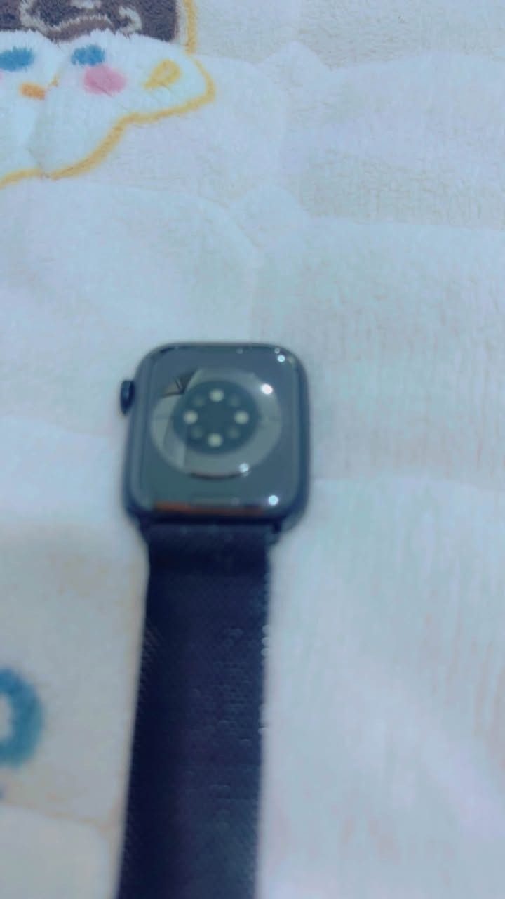 ساعة ابل سيريس 7
41mm
GPS
بطارية 86%
ذاكره 32 
السعر 190
كل المواصفات موضحه بالصور 
للتواصل واتساب *********** 
مكاني بغداد
