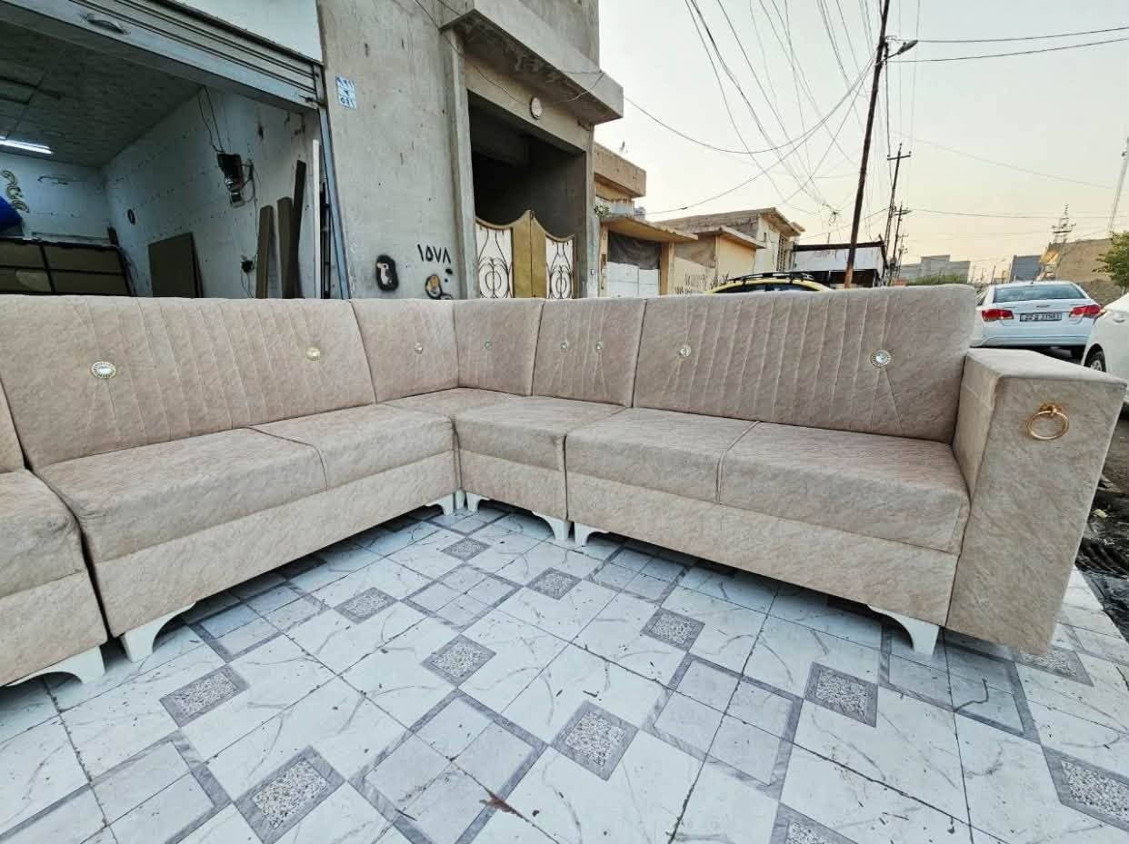ديوان تركي للبيع
سعره 225 بي مجال عنوان موصل حي عدن للتواصل *********** واتساب
