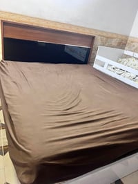تاقمی نوستن بۆ فرۆشتن ٢٠٠ هەزار  07701822694