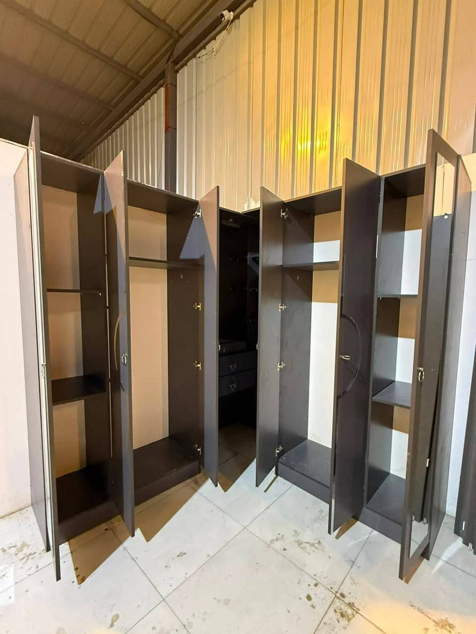 🔥 غرفة زاوية للبيع 🔥

🛏️ عدد القطع: 6 قطع
✨ نضافة: 90%
💰 السعر: 550 → 500 قفل
🚚 الشد والنقل داخل بغداد مجاناً
للحجز واتساب ***********
