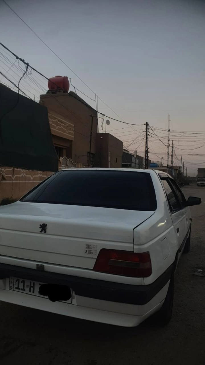 سلام عليكم بيجو 2009 سياره شوفت عينكم رقم دولي بغداد تخم تايرات باتري جديد تبريد ثلج مكينه وكير مكفولات وحداديه بيها نقص بس شمعات  كهربائياتها كلها شغاله السعر 40 وبيها مجال مكاني بغداد البياع وهاذا رقمي ***********
