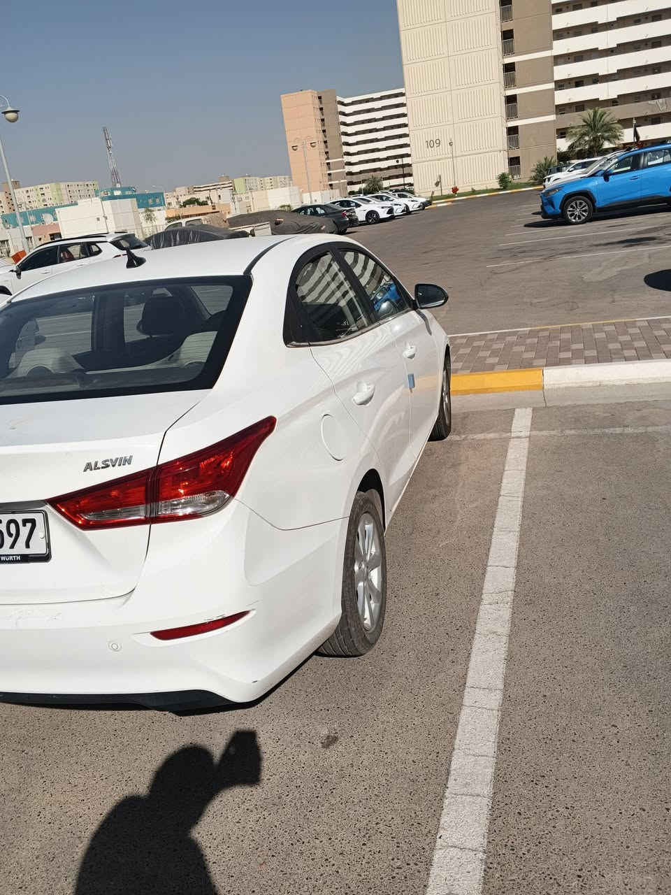 السلام عليكم
للبيع شانجان l7 موديل 20
بيها صبغ نص باب بدون دواخل 
السياره جاهزه كير محرك صدر كله جاهز 
مابيها اي نقص رايدها 74$
مكاني بغداد رقمي ***********
