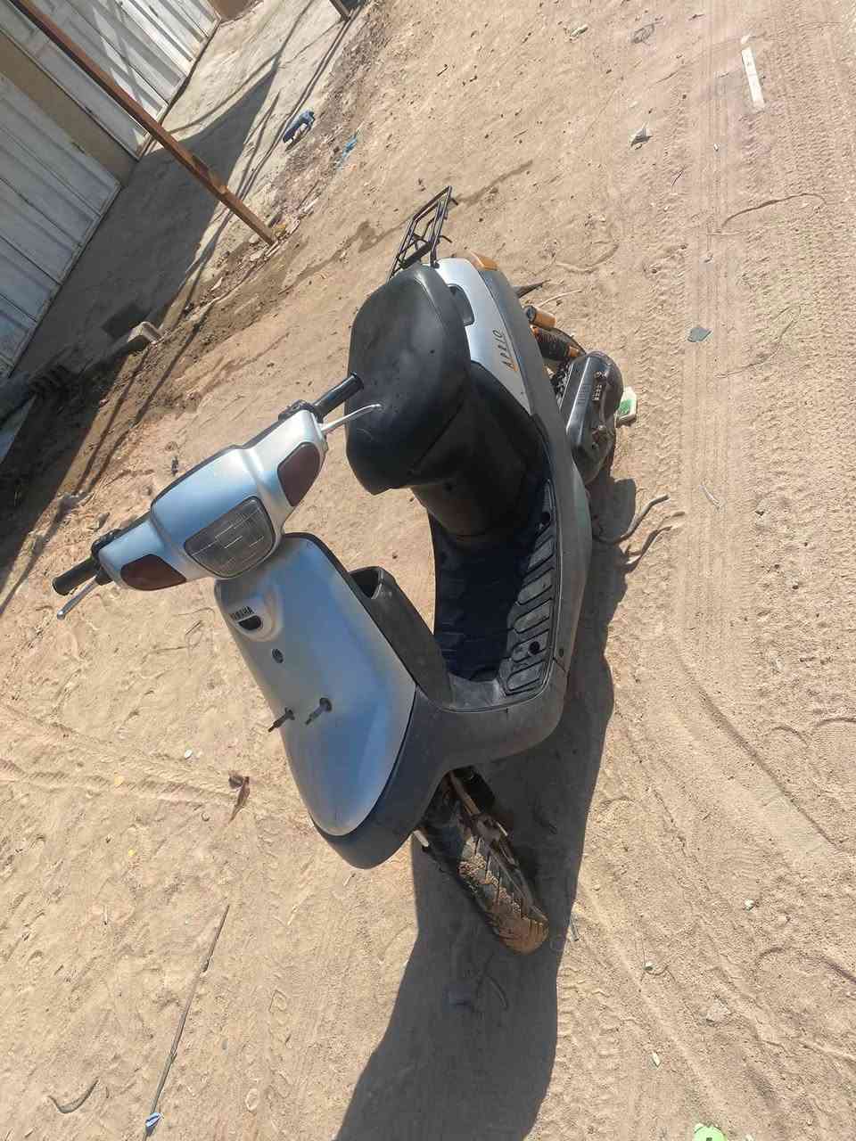 بطه نضيفه سلف وهندر
كهربائيات كامله 
مكينه مامفتوحه 
ناعمه  شاصي مكفول
شلعه ومعدل
٣٠٠ وبيه مجال 
***********
