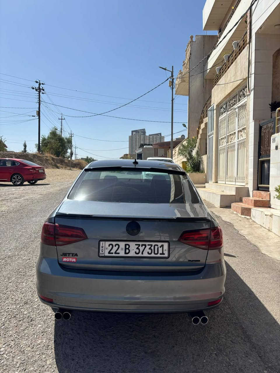 ***********
Jetta 2017 1.4 tsi 
جیتا ٢٠١٧ مەکینە ١.٤ تۆربۆ 
فول فول مواصەفات گێڕ عادی 
سڵایت-بەصمە-ڕاداری دواوە-کامێرا-شاشە کار پلەی - ڕاداری ئاوێنە -کوشن جلد -کوشن هیتەر-ئاوێنە هیتەر-لایت ئەوتۆ 
تێبینی:- سەیارەکە لایتی دواوە پێشەوەی گۆڕاوە بە لید و زینۆن و عەدەسە بلاجکتۆری بۆ دانراوە شوتەی سپۆرتی لەسەرە داون پایپی لەسەر پلاکی ڕایسینگ 
٤ ویلی قیاس ١٦ ی زۆر جوان هەموو جوانکاریەکی بۆ کراوە دوگمەی تراکشنی بۆ دانراوە 
کلاجی ڕایسینگ
دەبڵ ئەگزۆزی بیلادی هەردولا هەواو سەوتی هەیە 

بۆنیت و چەمەلەغی دوای سایەق بۆیاخ 
٣ پەڵەی بچوک بۆیاخ و سارد 
کەمێک تەرزەی هەیە 
نرخی ٩۲ وەرەقە و مەجالێکی کەم 
*********** whats app 
سەنەوی تازە السليمانية, العراق
