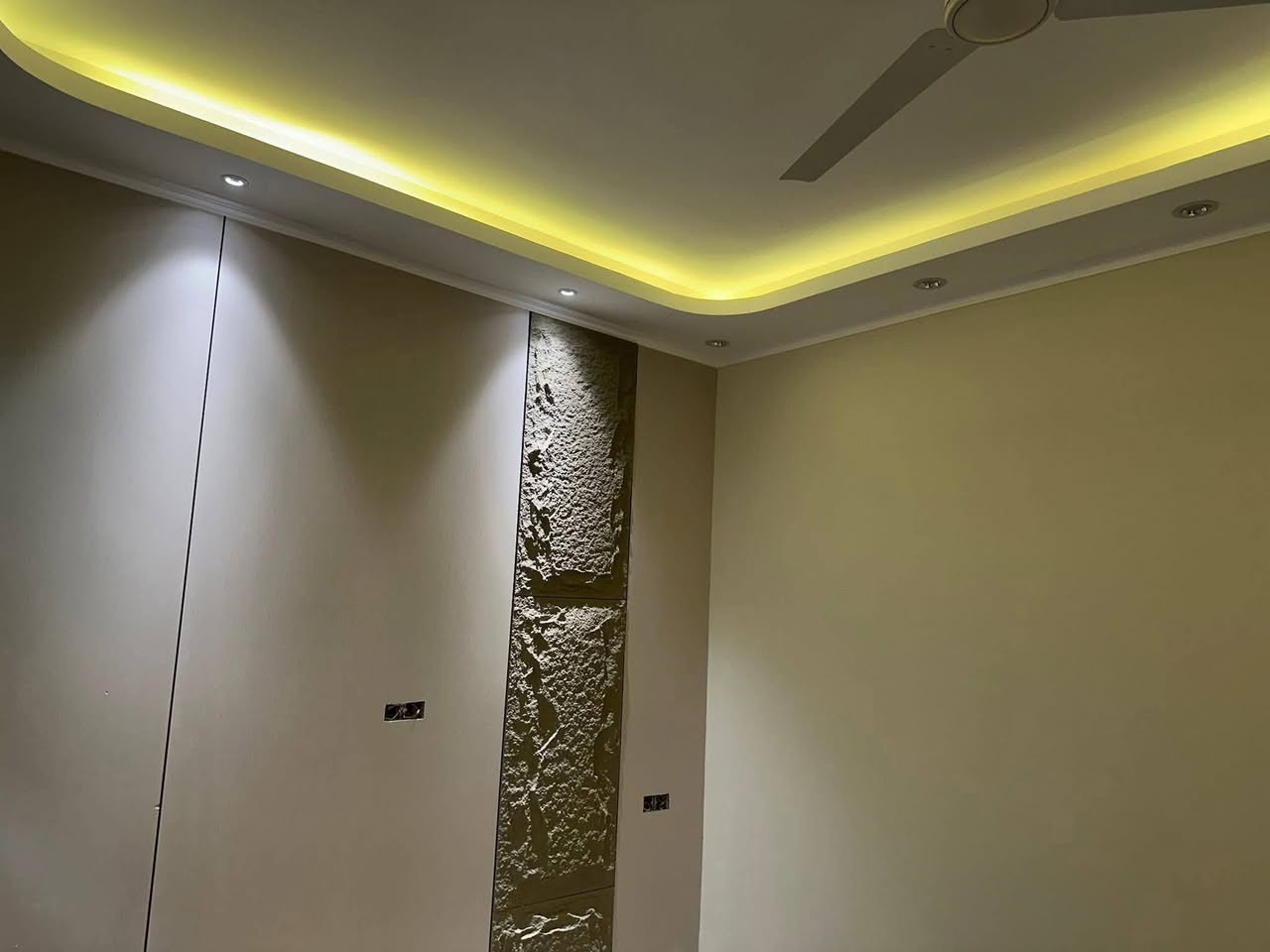 سعر المتر الطولي البوكس (26 الف) شامل مواد وعمل وتصليح وصبغ مواد (درجه اولى) سارع بل حجز لفتره محدوده 
للحجز والاستفسار الاتصال ع الرقم ***********
العنوان النجف الاشرف فقط
