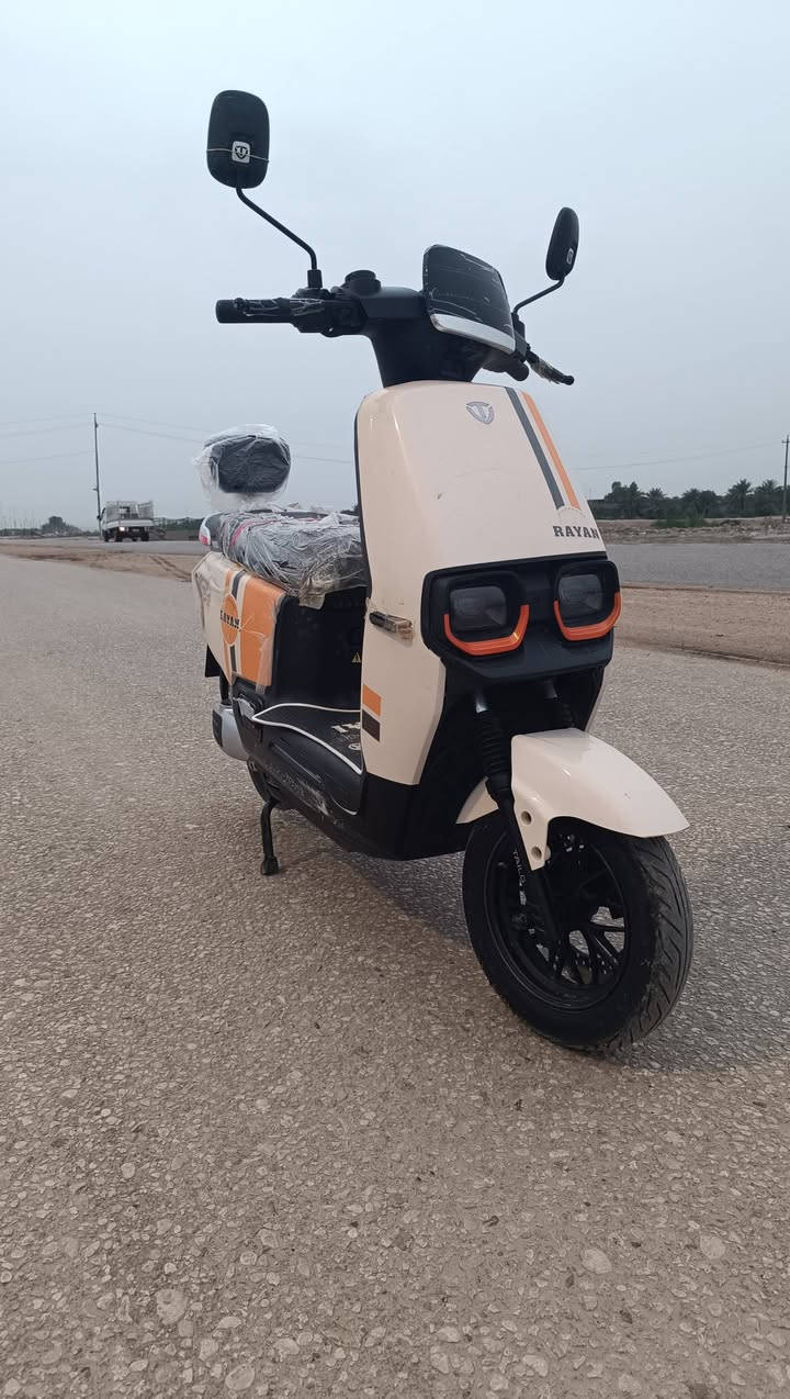 للبيع دراجه شحن بطاريات ليثيوم 6 كل شحنه تمشيك 45 كيلو متر مستخدمه 6 اشهر فقط سعر 600 وبيه مجال لتواصل علئ الرقم *********** مكاني بابل الكفل
