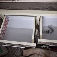 كاونتر للبيع  طول 2 متر السنگ 1.5 متر ونص مرمر نضافة 95% العنوان : ابو...