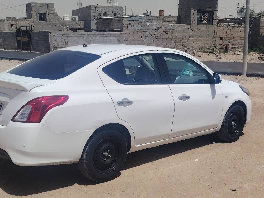 السلام عليكم نيسان سني  هندي رقم أربيل سياره 23 ماشيه 35 سياره جديده كلش كفاله عامه الاستفسار *********** عنوان السياره بصره كرمت علي البصرة, العراق
