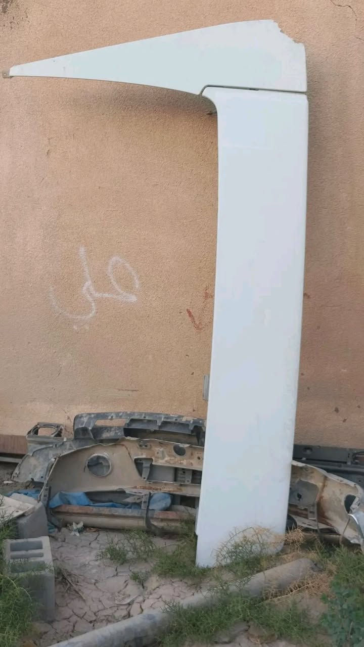 السلام عليكم كاسحه + زعانف اكتروس للبيع للاستفسار (***********) مكان بصره
