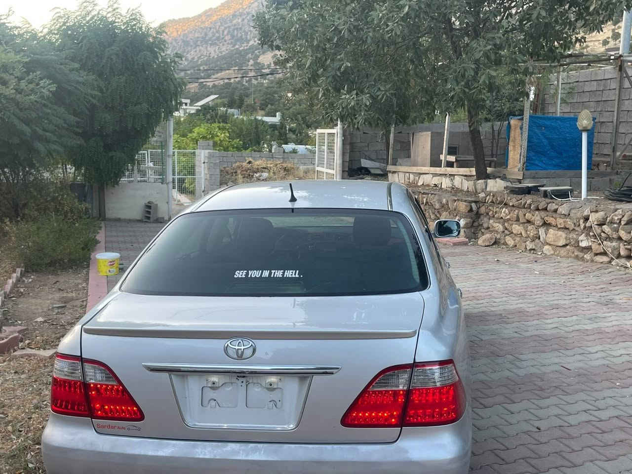 سلاوی خواتان لێبێت
شاهینە بڕاوە  بیلاد سپۆرت ٢٠٠٥  ١٨٠ ٣ دوگمە
گێرومەکینە بچوک  هەمووگیانی بە شەرت سەیارەکە لۆک لۆکە ساج سورە ویلو تایەی تازەیە تەقەو رەقەی نیە    گێرو مەکینە بە شەرتی هەزار فیتەر نەکراوەتەوە
کۆدو بارکۆدی پێوەیە 
***********
شوێن سلێمانی
سعر 48 مەعامەلە
