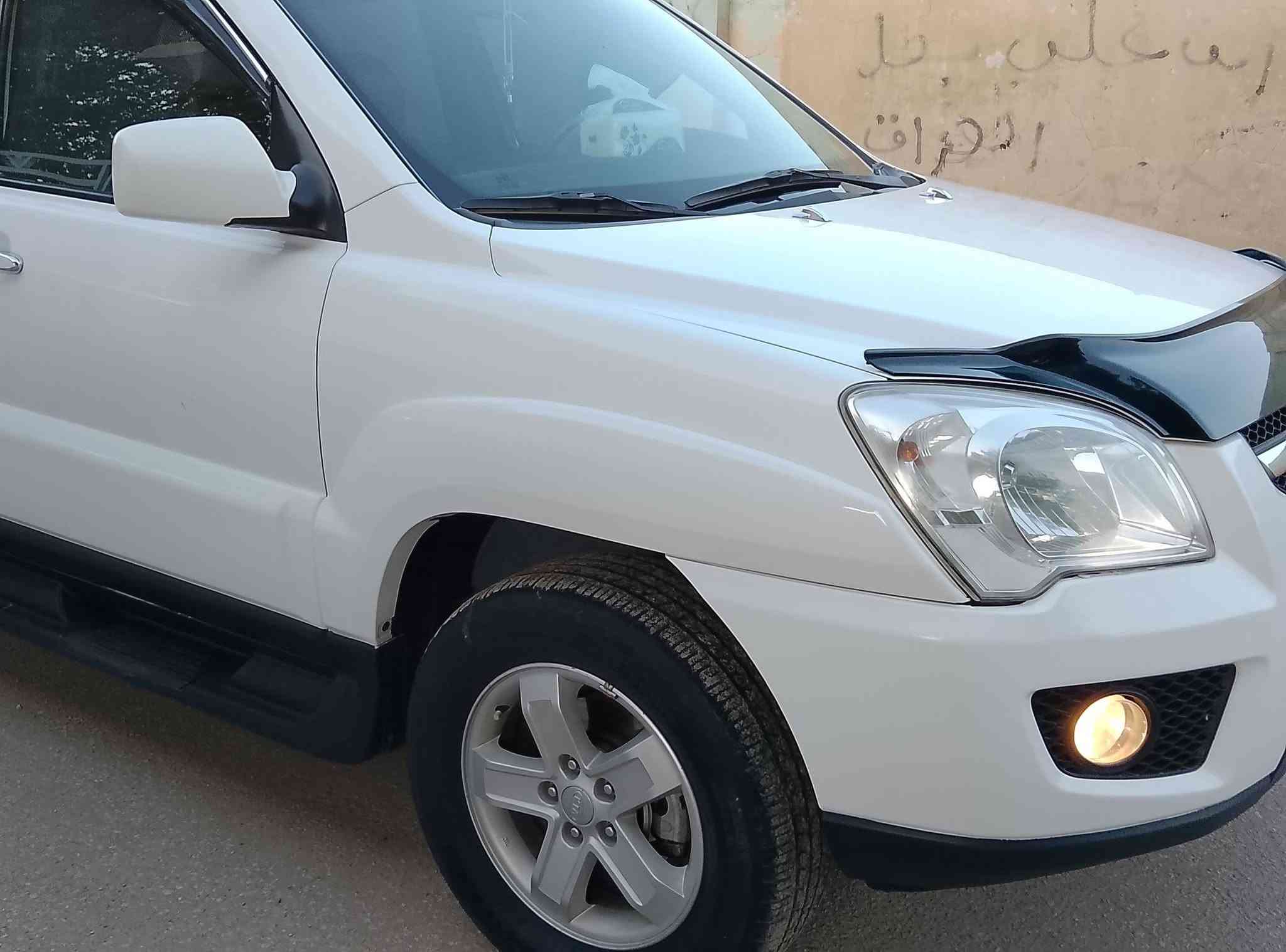 السلام عليكم للبيع فقط
موديل 10 فول مواصفات فول مواصفات 1 ع 1 
كفاله من الدعاميه للدعاميه كفاله حته البلاستك 
كفاله من الصبغ والتبديل والفتح شرط حته الدعاميات 
محرك جديد مال حاويه 
السياره جاهزه ونشطه وناعمه ومكفوله وجديده مال جناي 
سنويه بسمي تحويل مباشر 
السياره فتحه ثلاث 
شاشه وكامره دواره 
تبريد ويه السويج 
داخل بيجي وصاج 
5 ويل كب 
اي بي اس ابريك 
دسكات اماميه وخلفيه 
دبل ايرباك 
حداديه جديده 
غرفه جديده 
السياره اكلوب نقص مابيه ع ايدي مال جناي ماتصرف عليه الف 

السعر 120       العنوان بابل 

***********.         العنوان بابل اتصال فقط
