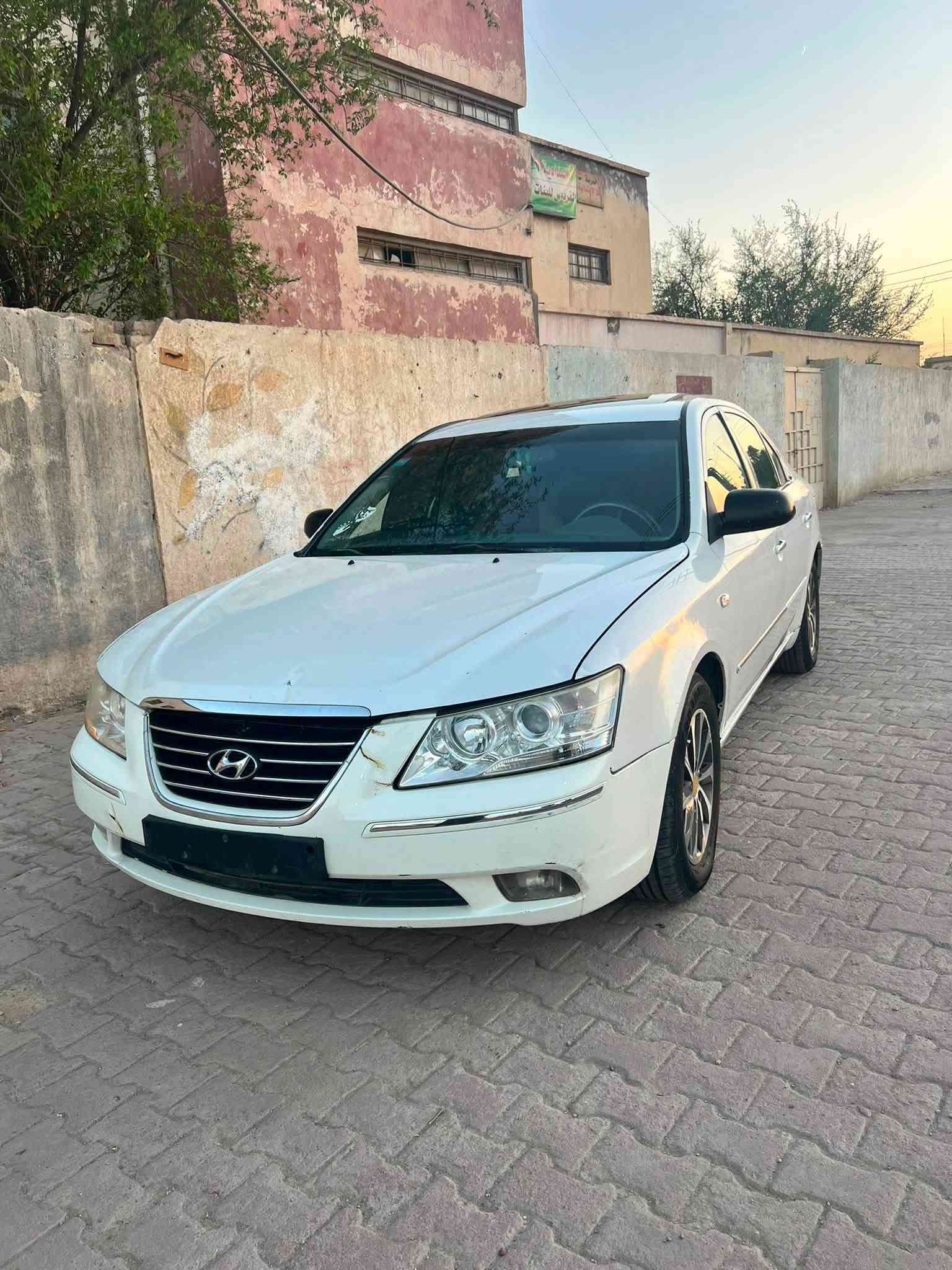 سوناته 2009 خليجي محرك 2000دوش رقم بصره دولي مابيه نقص مصبوغه حزام جماليه مكفوله تكم قماره دواخل شواصي لغود سعره 78  مكانه ناصريه سوق الشيوخ سياره فول المواصفات ***********
