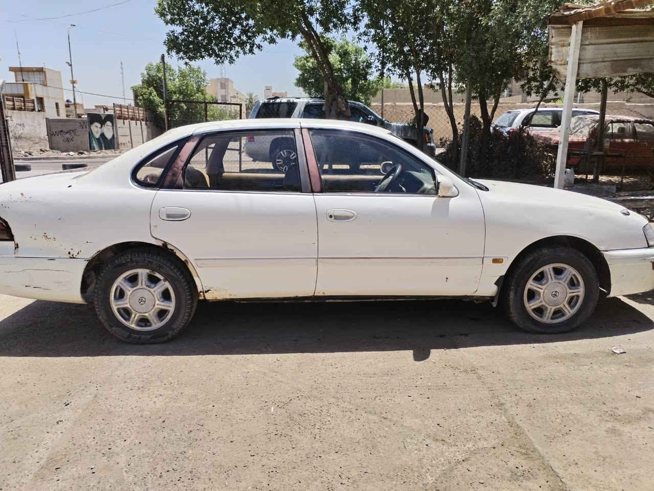 افلون موديل 96 مكينه V6 
السعر 22 . ***********
 سياره طافه ابيع هلموجود اتعهد فقط بتحويل والغرامات العنوان شارع فلسطين
