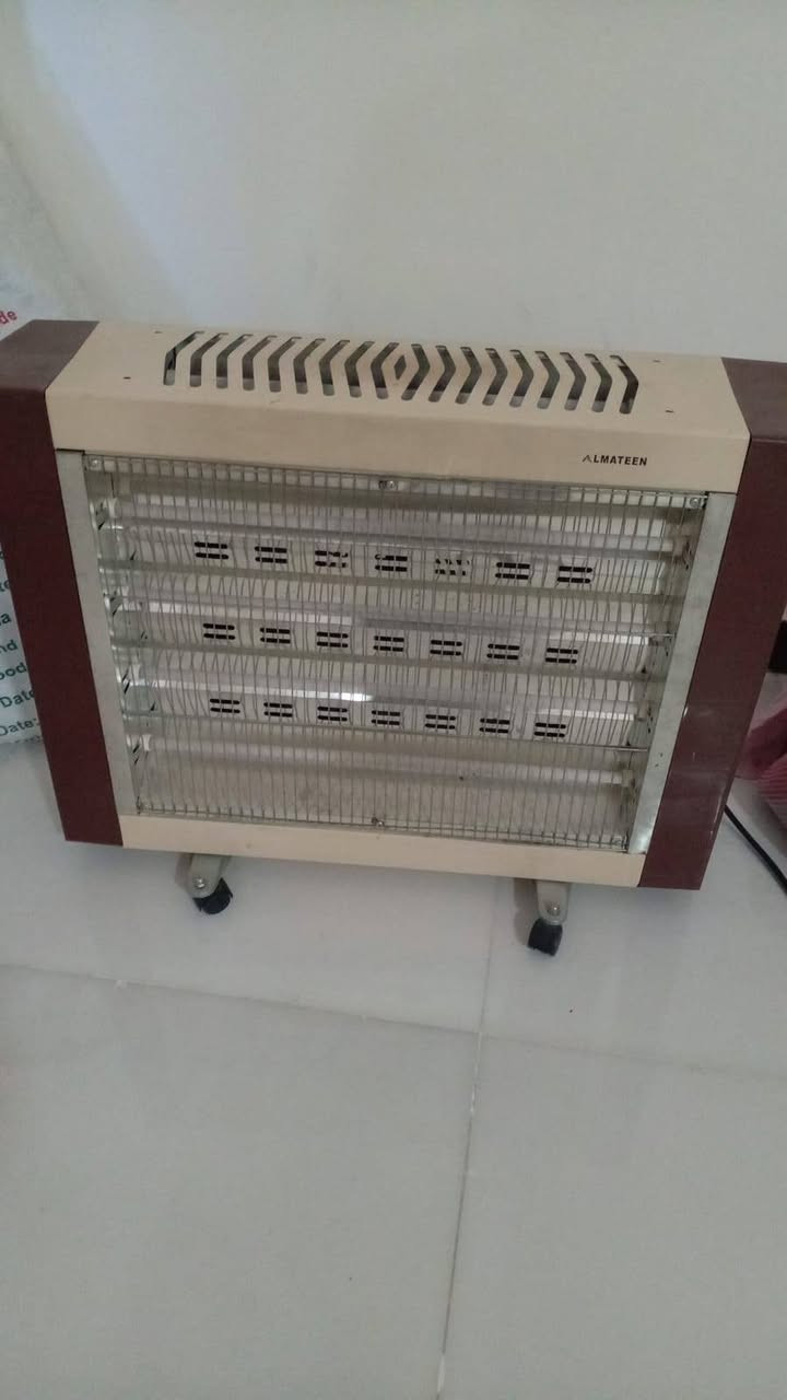 سبلت نوع كري 2 طن غير داخل للتصليح 
بلازما حجم 50 ماركة المتين  من غير انترنت صوبة كهربائية ماركة المتين للإستفسار الاتصال على رقم ***********
