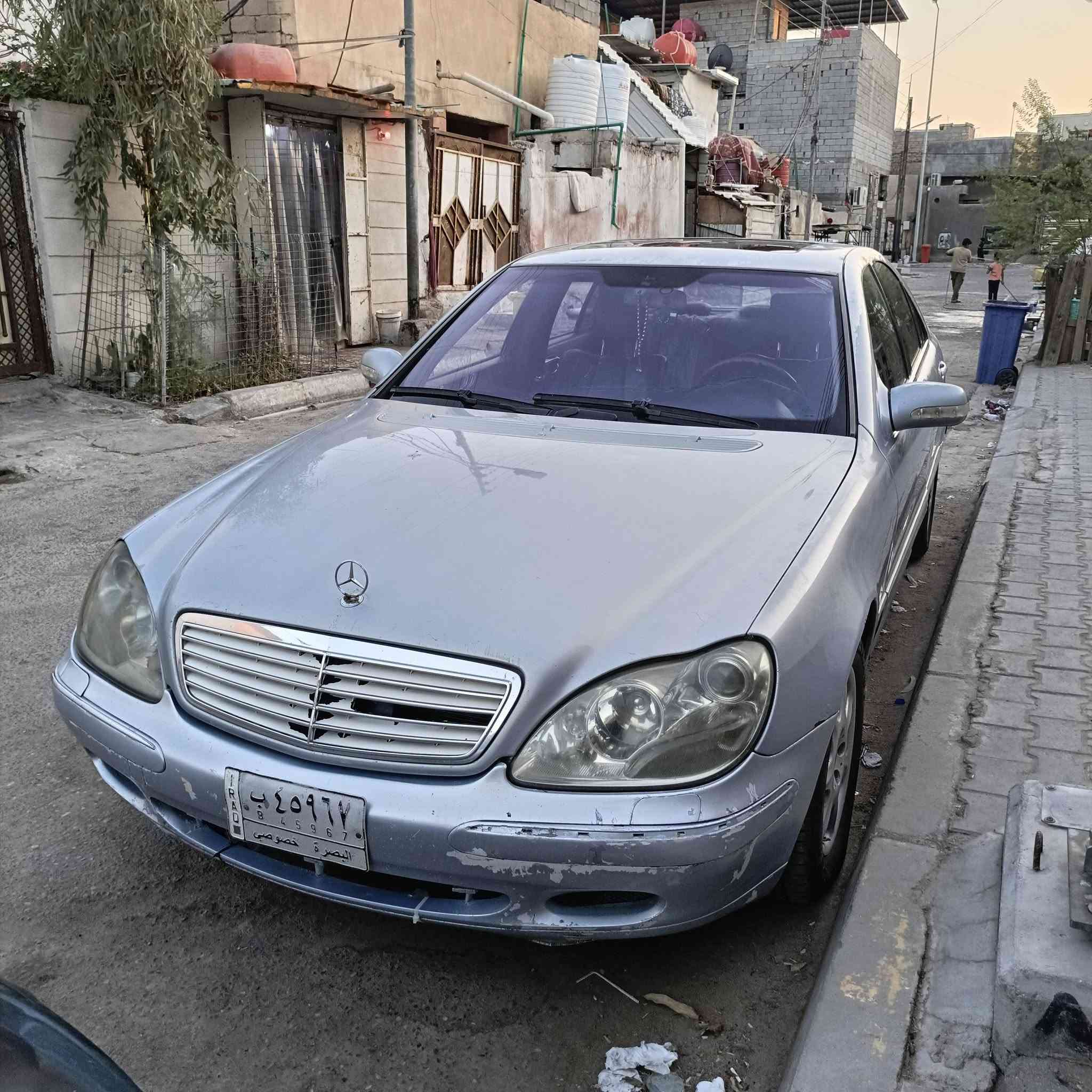 السلام عليكم مارسدس غواص v8 S500 
سياره بلاديه حلوه كير محرك نضيفات 
سياره كلش حلوه سنويه ل27 
صالي 10ايام من اجيت بيها من سليمانيه 

سعر السياره 85 
***********
