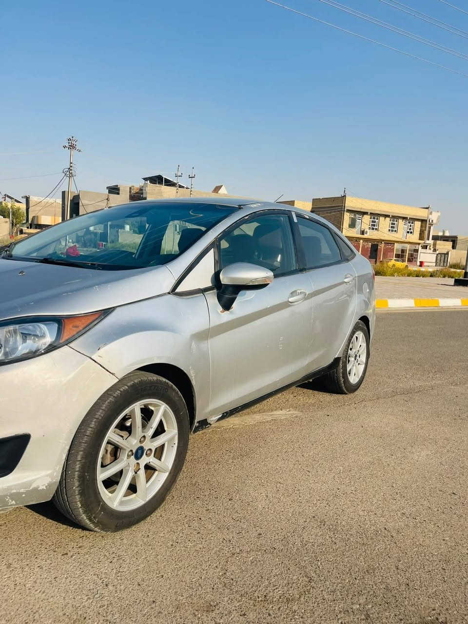 سلام عليكم
للبيع او مراوس

سيارة فورد فييستا

رقم بغداد
موديل 2019 
تبريد ثلج

تخم تاير جدد

محرك 1600

سيارة مال جناي

عنوان السياره واسط صويره

رقم الهاتف

***********
