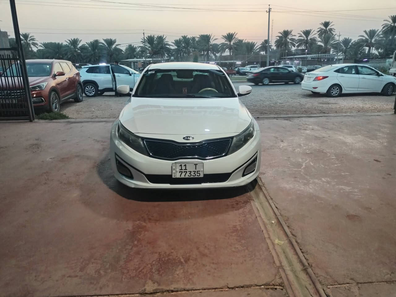 السلام عليكم كيا وبتمه البيع موديل 14 رقم بغداد باسمي محرك 2400 ما مفتوح خير من الله تدفئه تبريد تخم تاير حداديه ما بيها اي نقص السعر 112 وبيها مجال *********** ماشيه 114
