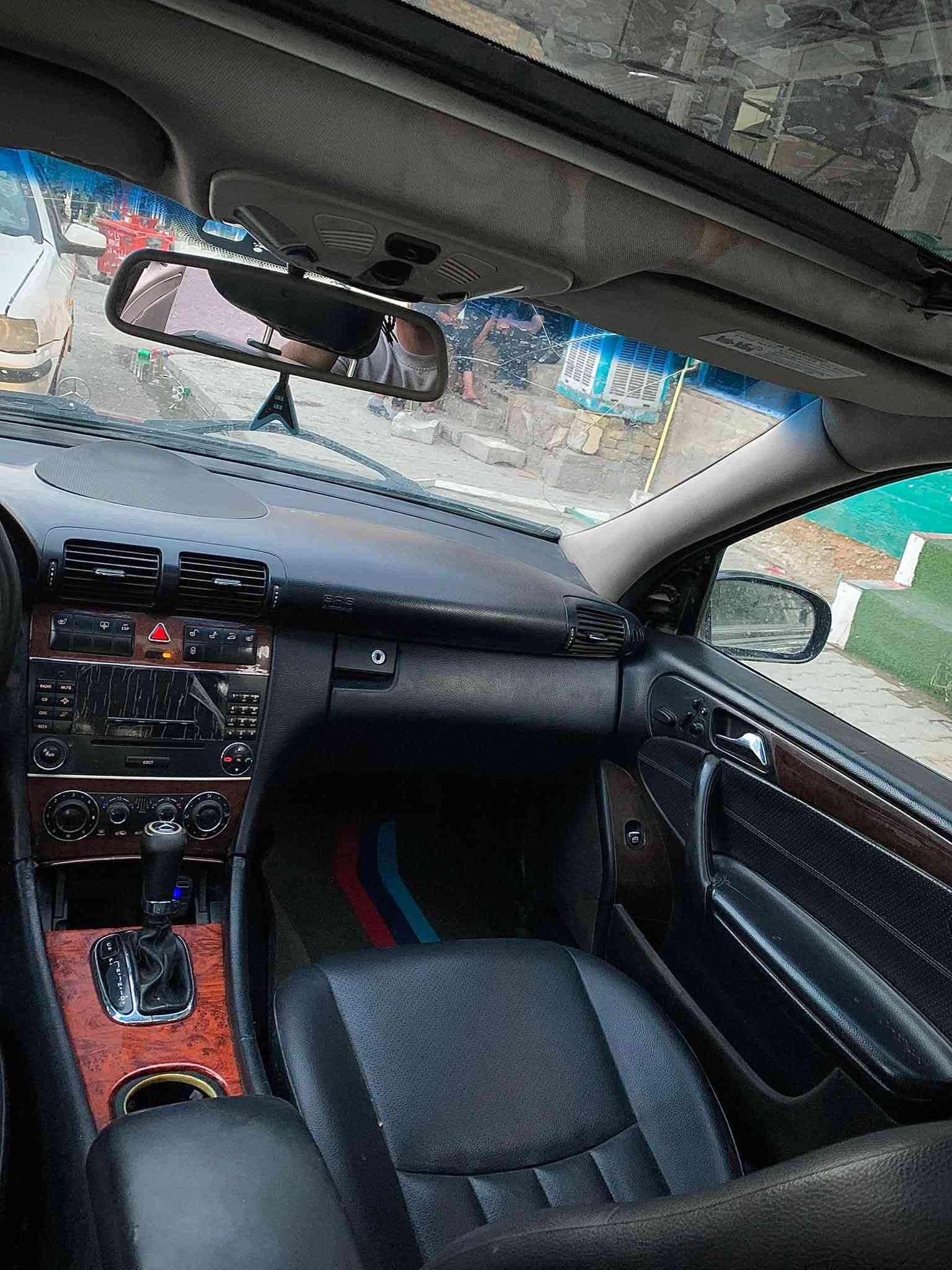 مرسيدس W203 • ٢٠٠٦ • V350 جديد