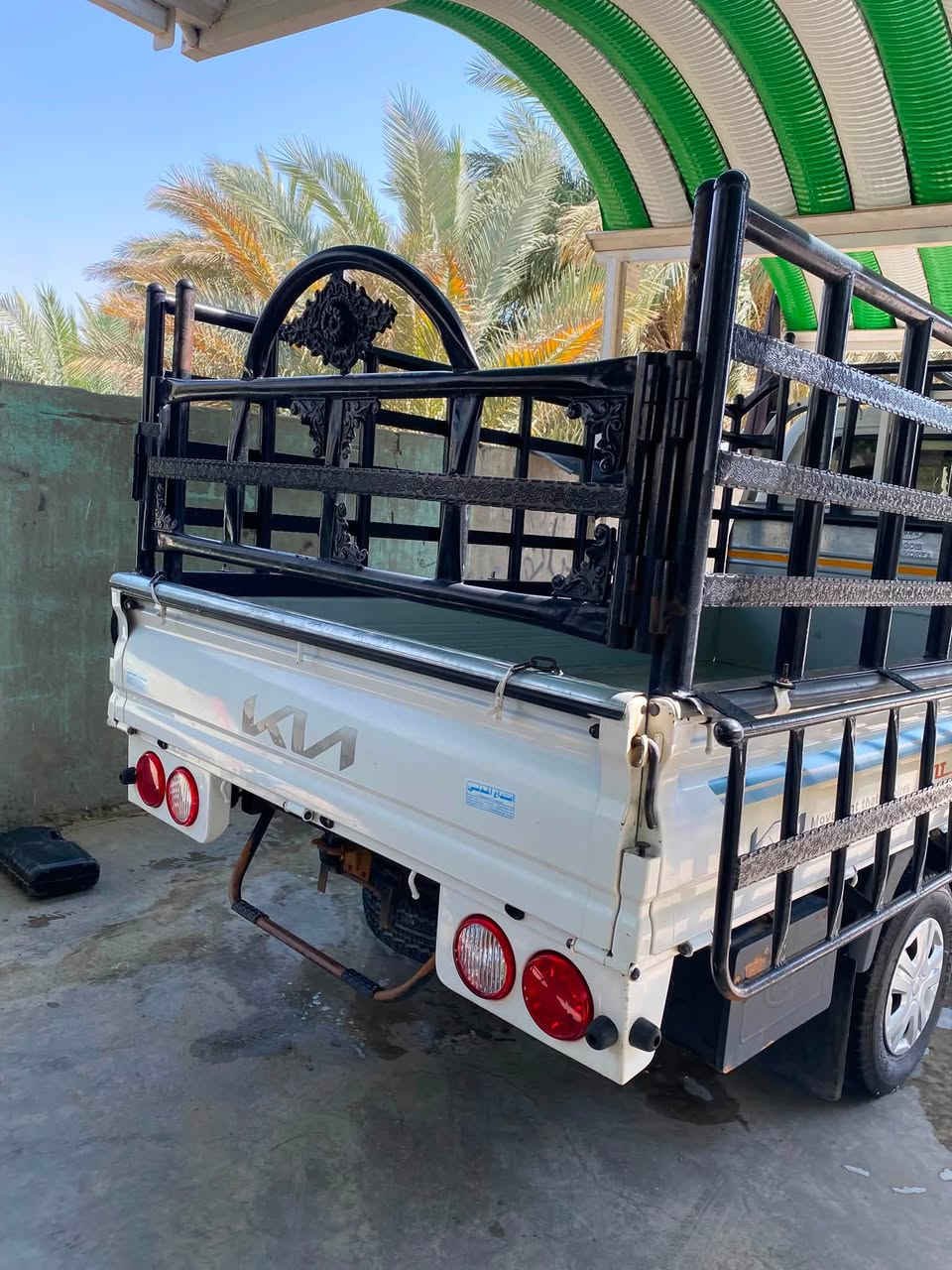 سلام￼ عليكم كيا حمل مفتوح موديل 23￼ للبيع سيارة ما برقم بعدها جديدة ماشيا٧٠ألف ￼ مكفوله من كل شيء￼ الاستفسار على الرقم ***********￼ تبريد ثلج
