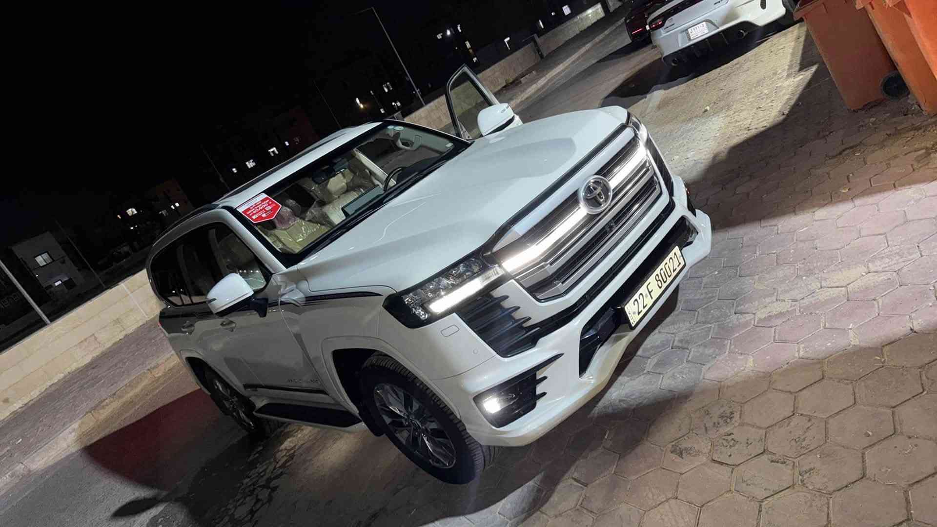 السلام عليكم
للبيع او المراوس 
تويوتا لاندكروزر لمتدد 2023 GXR
فول مواصفات 4 كامرات 
ضمان شركة ساز وبعدها بالضمان 
مكفولة كفالة عامة وجديدة جدا ومغلفة PPF من اول يوم طلعت من الشركة 
ماشية 55 الف كيلو حقيقي 
رقم اربيل الجديد تحويل مباشر 
السعر 655 وبيهة مجال 
للاستفسار ***********
