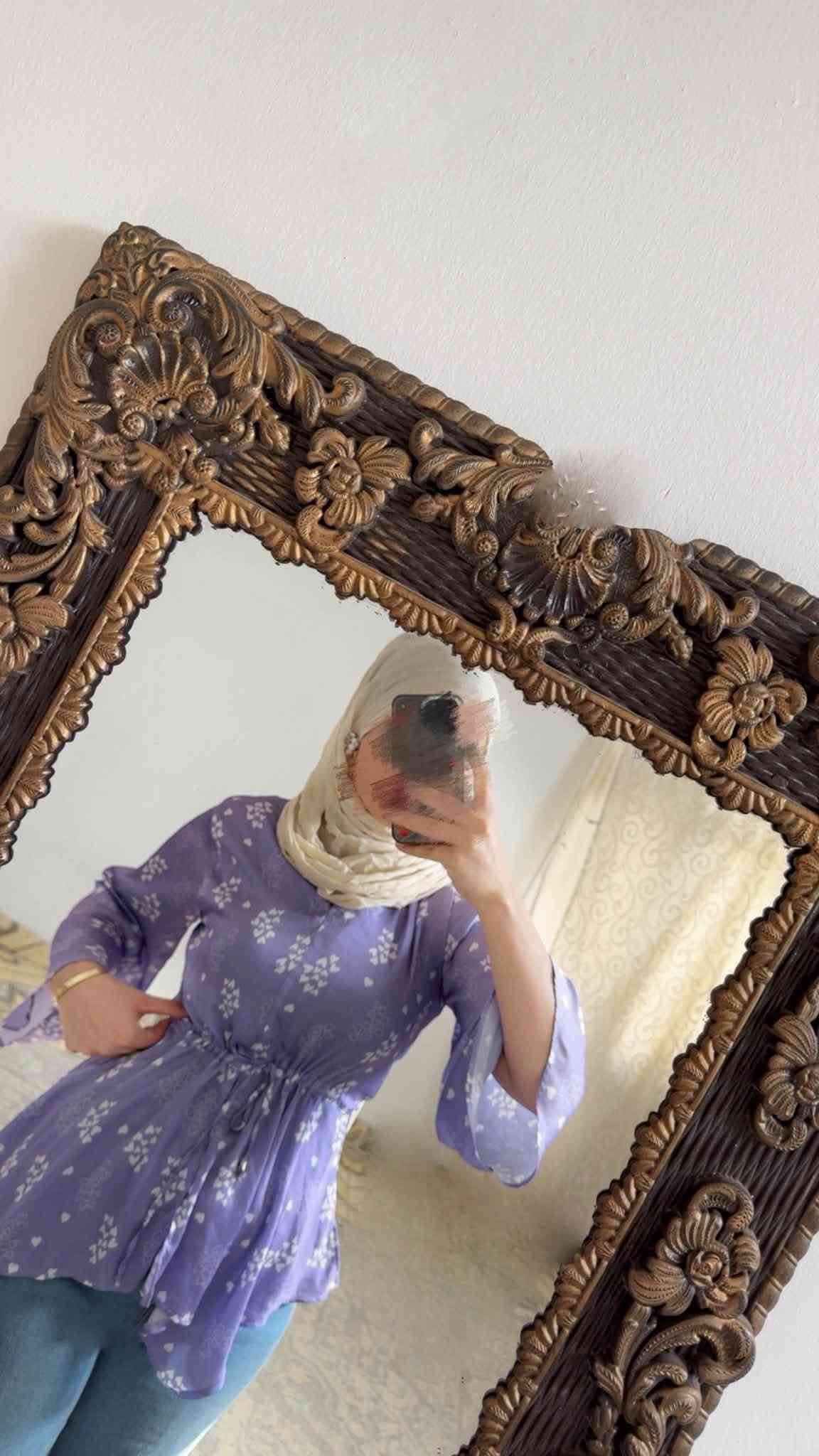ملابس • سعر مناسب • شات للسعر