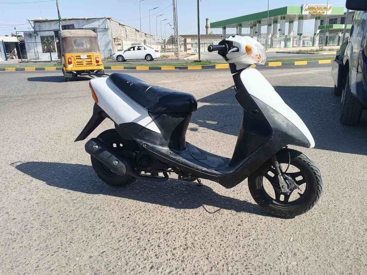مرخصت مدير الكروب سلام عليكم شباب ساسوكي رياضي مبدل بيهه بوشه وبستم مره وحده فقط جديده  كفرات مصبوغات جماليه مكينه ناعمهه كلش تواير كلشي جديد بيهه وشغاله سلف دراجه فول مال ولد مستعجل علا بيعتهه السعر 300 وبيهه مجال  وهاذ رقمه مكلف بلنشر ***********
