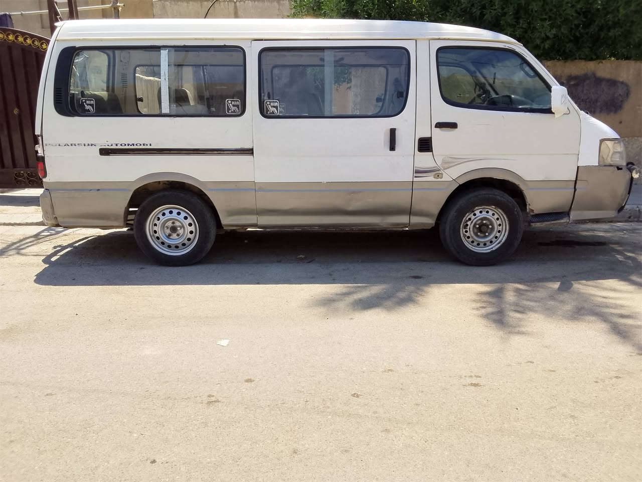 فتون بولارسن قطره زنجار وخياس مابيها  معمره جديد  نضيفه ١٤ نفر  محرك ونجي مجاول لاطش  رقم بغداد نكليزي  شرط التحويل سعر ٢٥ ورقه قفل  مطلوبه قرامات ٨٠٠  علي اني ادفعهن او ينزلن من سعرها   سياره حلوه ونضيفه ومرتبه بس عوزها غسل مودي ٢٠٠٨ مكاني بغداد الكماليه 
‏‪***********‬‏
