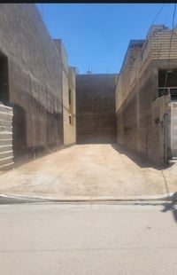 ١٠٠م • واجهة٥م • قرب شارع البدالة