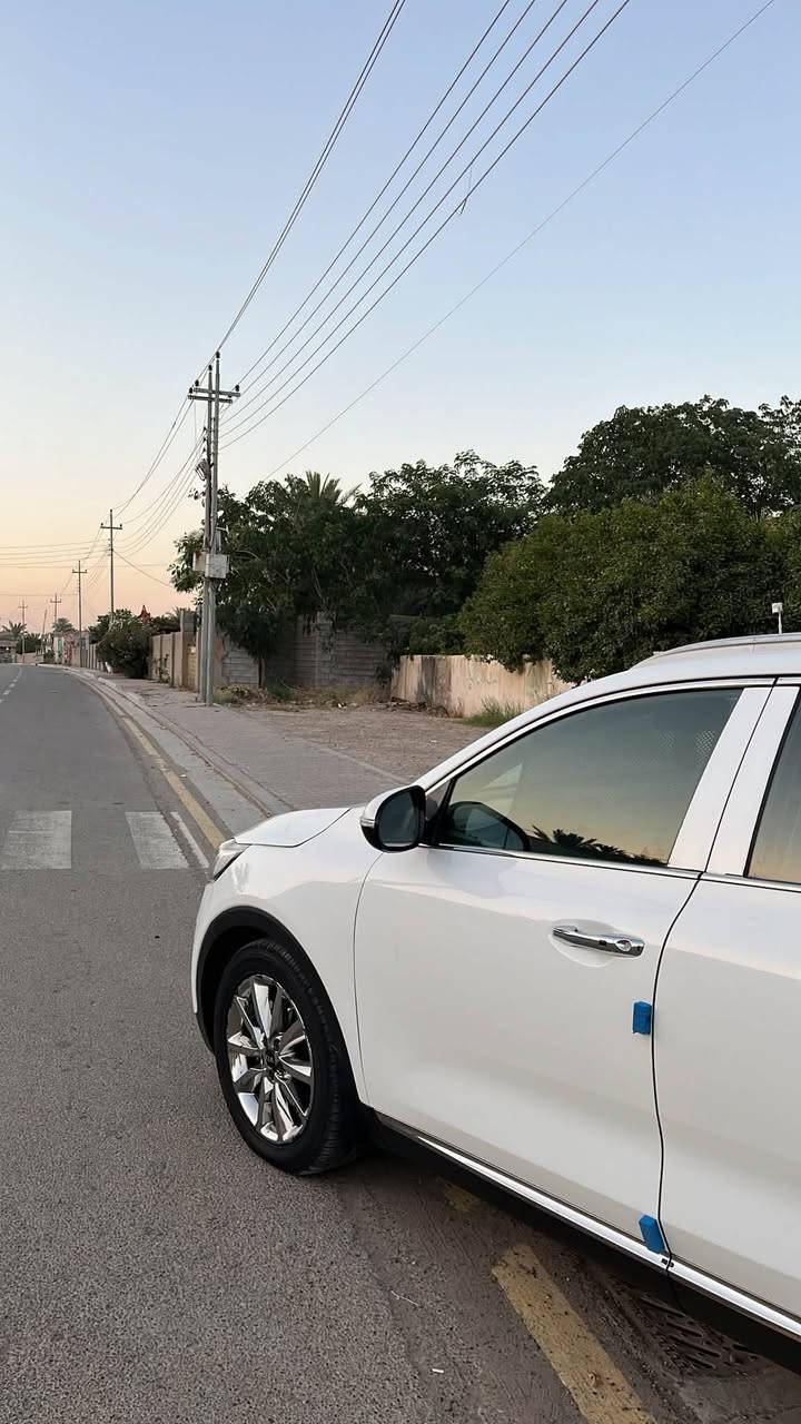 سلام عليكم 
سورنتو موديل ٢٠١٧ خليجي 
ماشيه ١٦٠ الف حقيقي 
مواصفات السياره 
رقم بغداد تحويل ثاني يوم 
تشغيل بصمه وكامره 
حساسات 
تخم تأيرات جديد 
صدر جديد
امامي وخلفي 
ترحيب ذكي أبواب
ومواصفات الخليجي معروفه 
صور السونار  موجوده 
بيه نص قطعه صبغ جاملغ يمنه 
البنيد امبدل اصلي شركة 
السعر ١٨٥ وترهم مراوس بافلون موديل ٢٠١٢ خليجي
مكاني صلاح الدين قضاء بلد الضلوعيه
الاتصال ***********
