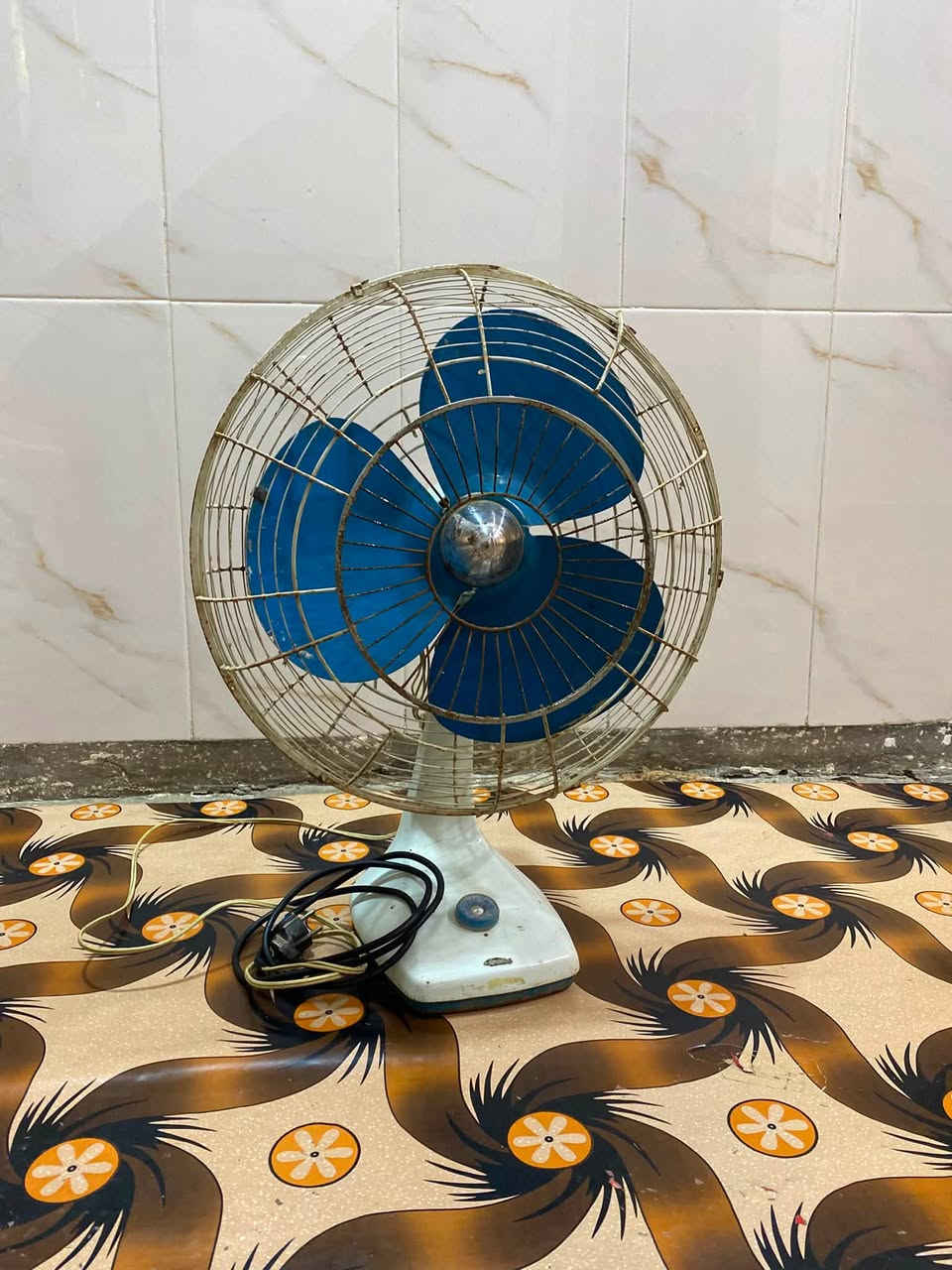 مروحة انتيكا مديل ستينات سبعيانات شغالة ***********
