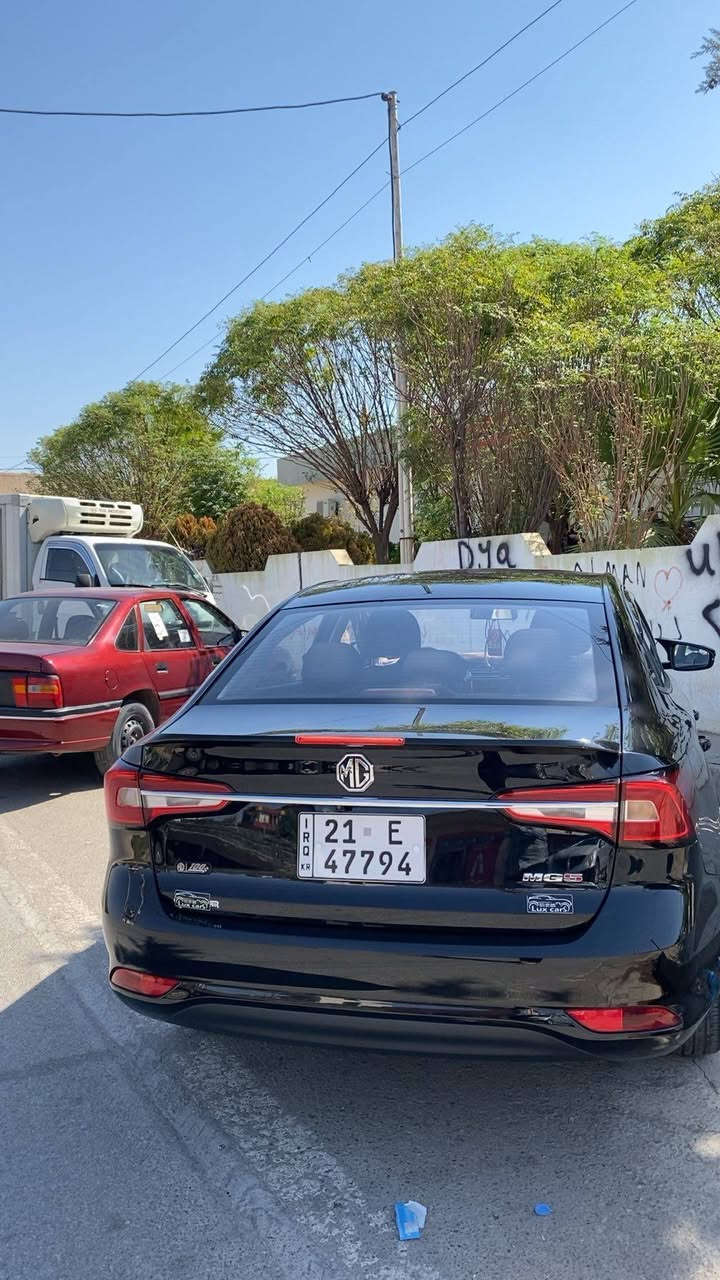 mg5 2024
12km
هیجی پێوە نییە ماڵی دۆستە  گێرو مەکینەیی بەشەرت بێعیب 
جوان کاریی بۆ کراوە ناو ڕەشە  کارتی بەنزینی بۆ کراوە 
شوێن جەمجەماڵ
***********
***********
