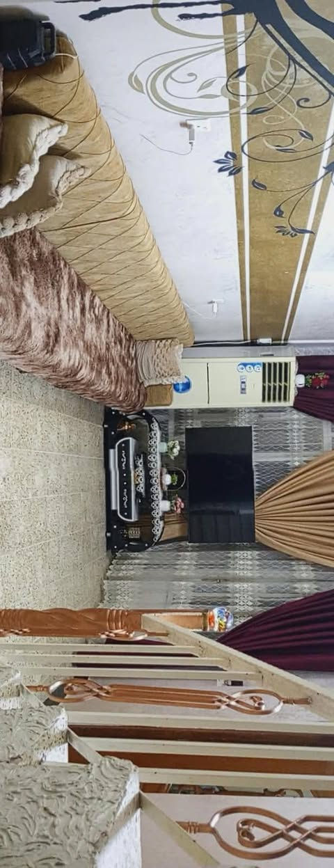 مشتمل للبيع حي الجبيريه الثانيه المساحه 125 متر طابقين 3 غرف 

  🌍 الموقع  /سامراء حي الجبيريه الثانيه 

        ■■■■■■■■■■■■■■■■■■■■■■■■
           للإستفسار أكثر يمكنم التواصل عبر رقم الهاتف 
                3323213 0772☎️  

        
  🙋‍♂️ مكتب السهل الاخضر للعقارات الضباط الثانيه 🏡
