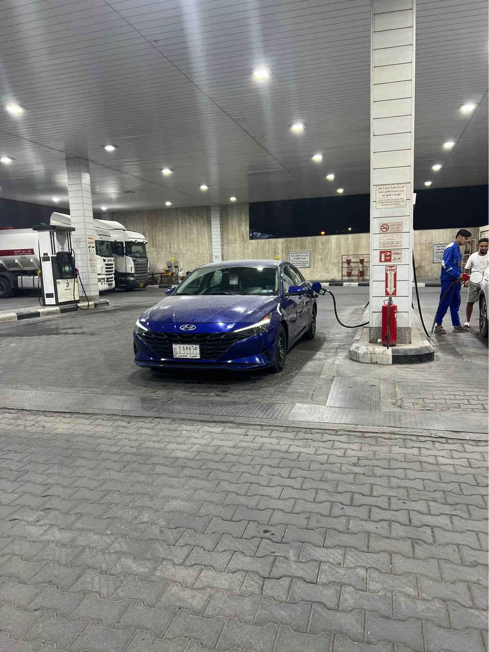 🚗 للبيع – هيونداي إلنترا 2021 وارد أمريكي

🔹 اللون: أزرق
🔹 تشغيل بصمة مع زر تشغيل (Smart Key)
🔹 رادار النقطة العمياء (Blind Spot Monitor)
🔹 نظام التوقف الذاتي قبل الاصطدام
🔹 مساعد الحفاظ على المسار
🔹 تكييف أوتوماتيك منفصل (Dual Zone)
🔹 ديكورات داخلية Piano Black
🔹 جنوط سود قياس 15 إنج
🔹 شاشة مع كاميرا خلفية
🔹 Apple CarPlay وAndroid Auto
🔹 مثبت سرعة وتحكم من المقود

✅ ملاحظات:

* السيارة بيها مكانين بارد فقط، وباقي الهيكل وكالة.
* تقرير السيارة: غرق.
* المحرك غير مفتوح ويعمل بصورة ممتازة.
* السيارة جاهزة للفحص في أي مكان.
* رقم السيارة: بصرة (معوقين).
* إجازة المعوق باسم ولد شاب، والوكالة جاهزة.

سياره ماشي 60الف ميل

💰 السعر: 150 قابل للتفاوض بالمعقول.

📞 للاستفسار: *********** البصرة, العراق
