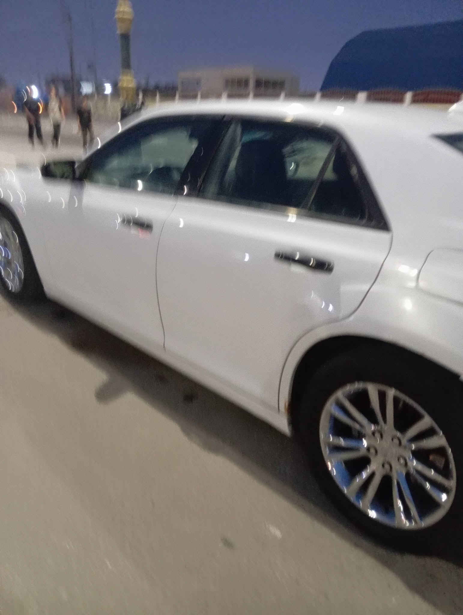 سلام عليكم أوباما  3600 اصل.   15S  كشنات تدفه تبريد السيارة جاهزة رقم بغداد دوالي والاتصال ***********
