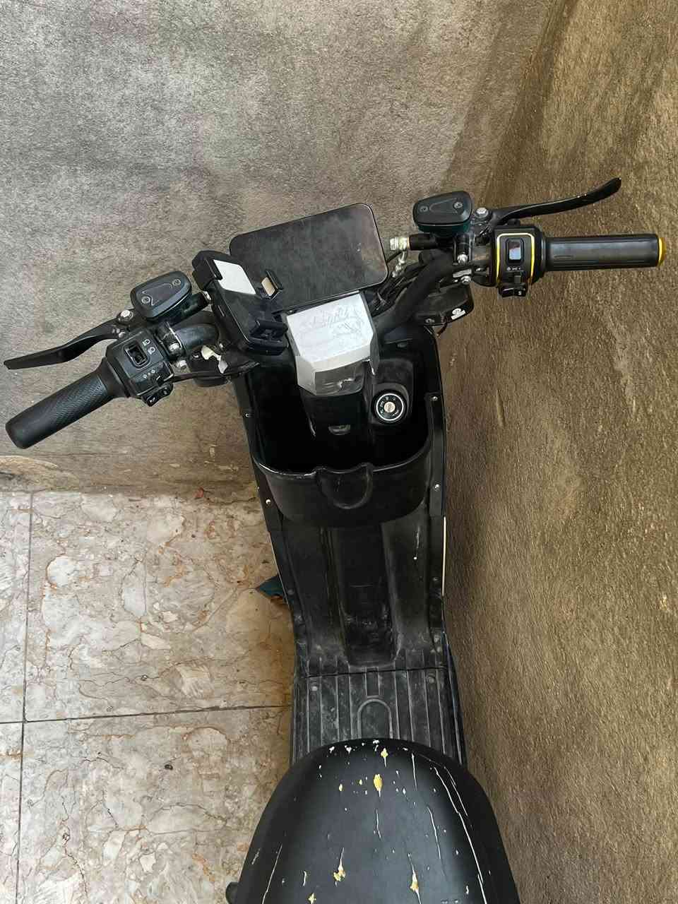دراجة شحن • R9 • بطاريات نص عمر