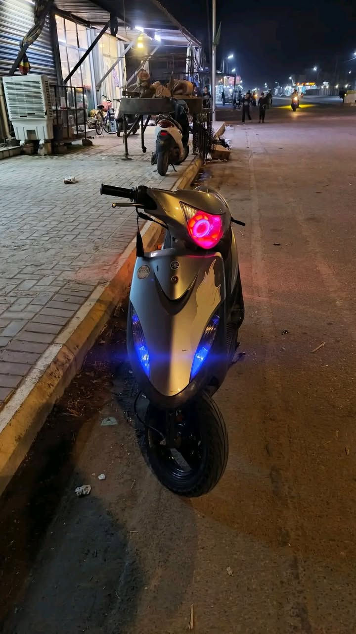 دراجه ماكس عدله للبيع دراجه نظيفه مال جناي تأخذها وتفحص لون سلفري دراجه كفاله السعر 900 وبيها مجال 
الرقم للاستفسار ***********
