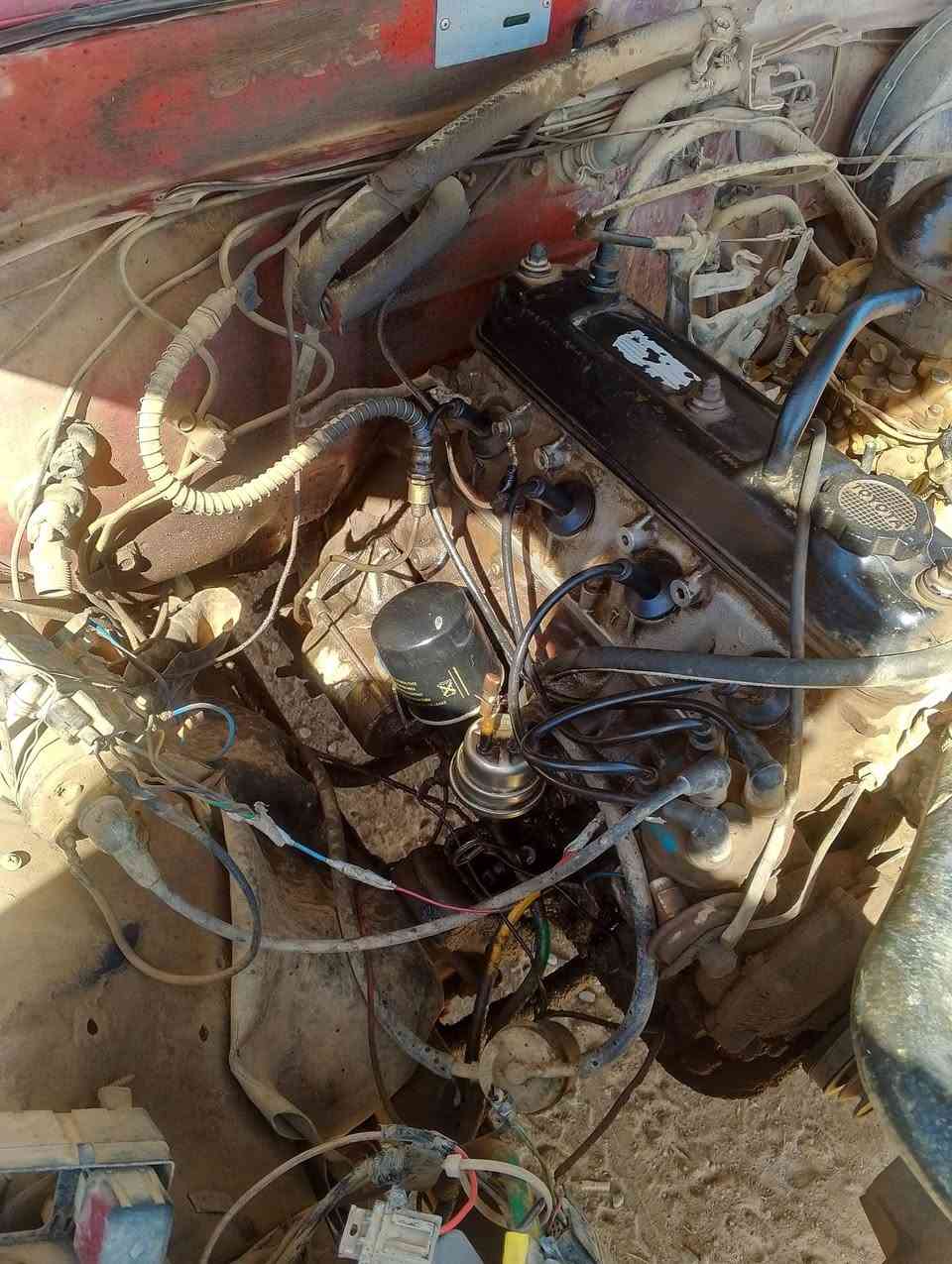 بكم 85 رقم كركوك شرط وكاله وتحويل سيارة جاهزه مايعوزها كلشي السعر 25 وييه مجال الاتصال ***********
